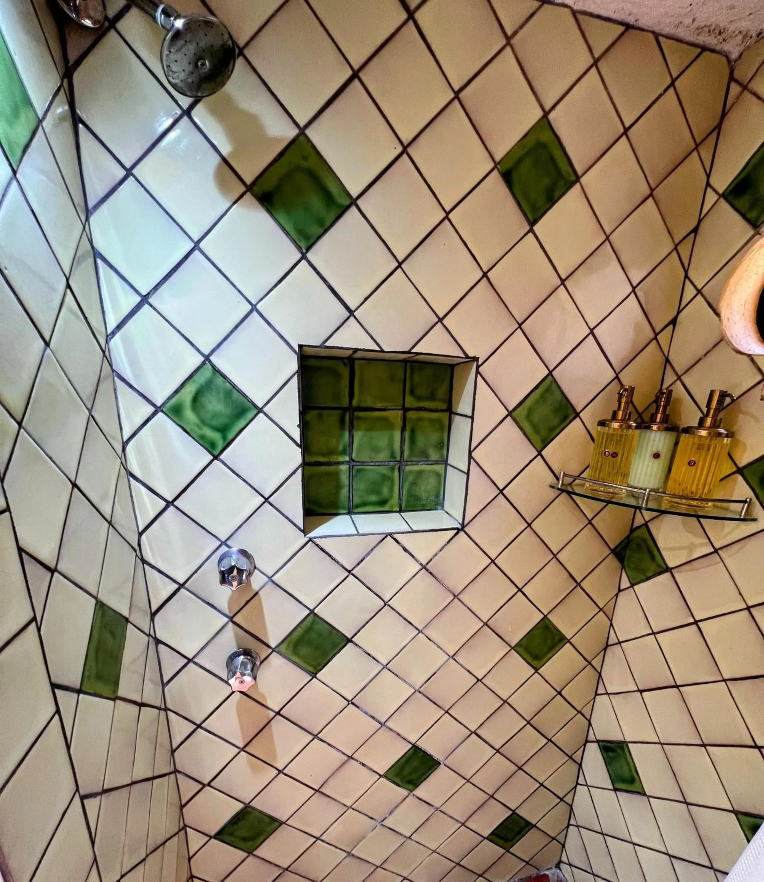 Shower, Bathroom in Casa Contenta