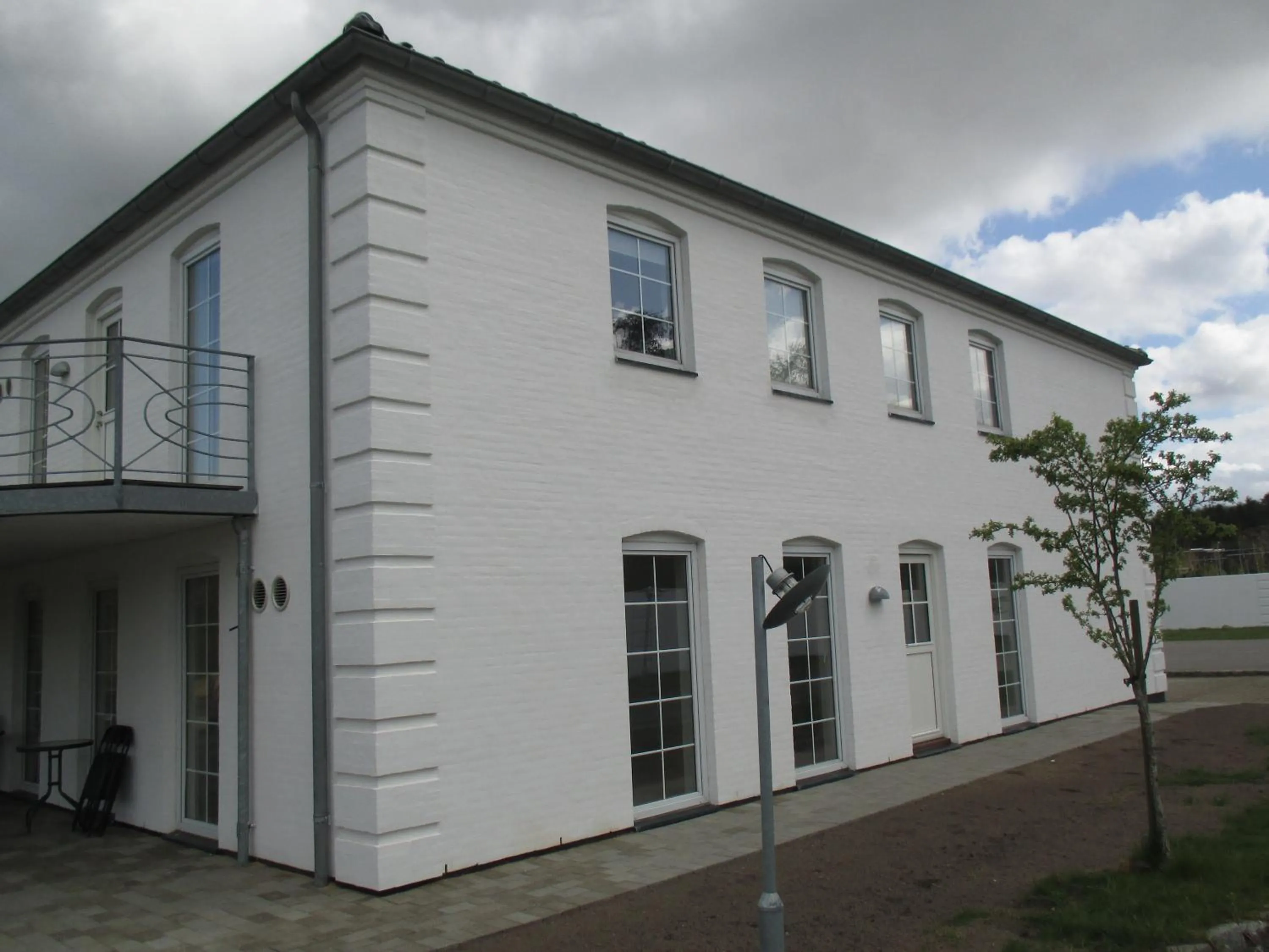 Facade/entrance in White House Hotel Apartments