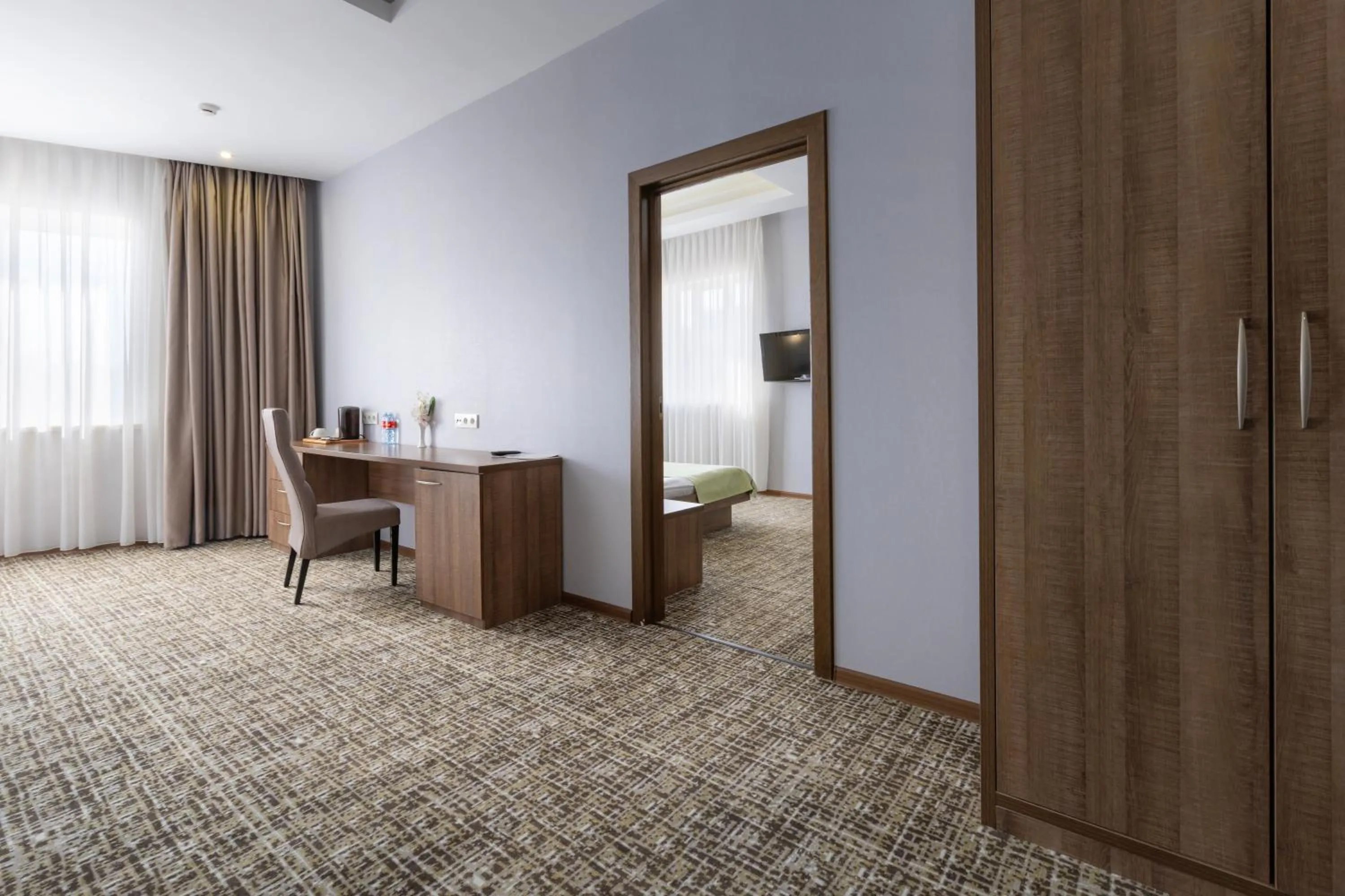 Bed in Renion Hills Hotel