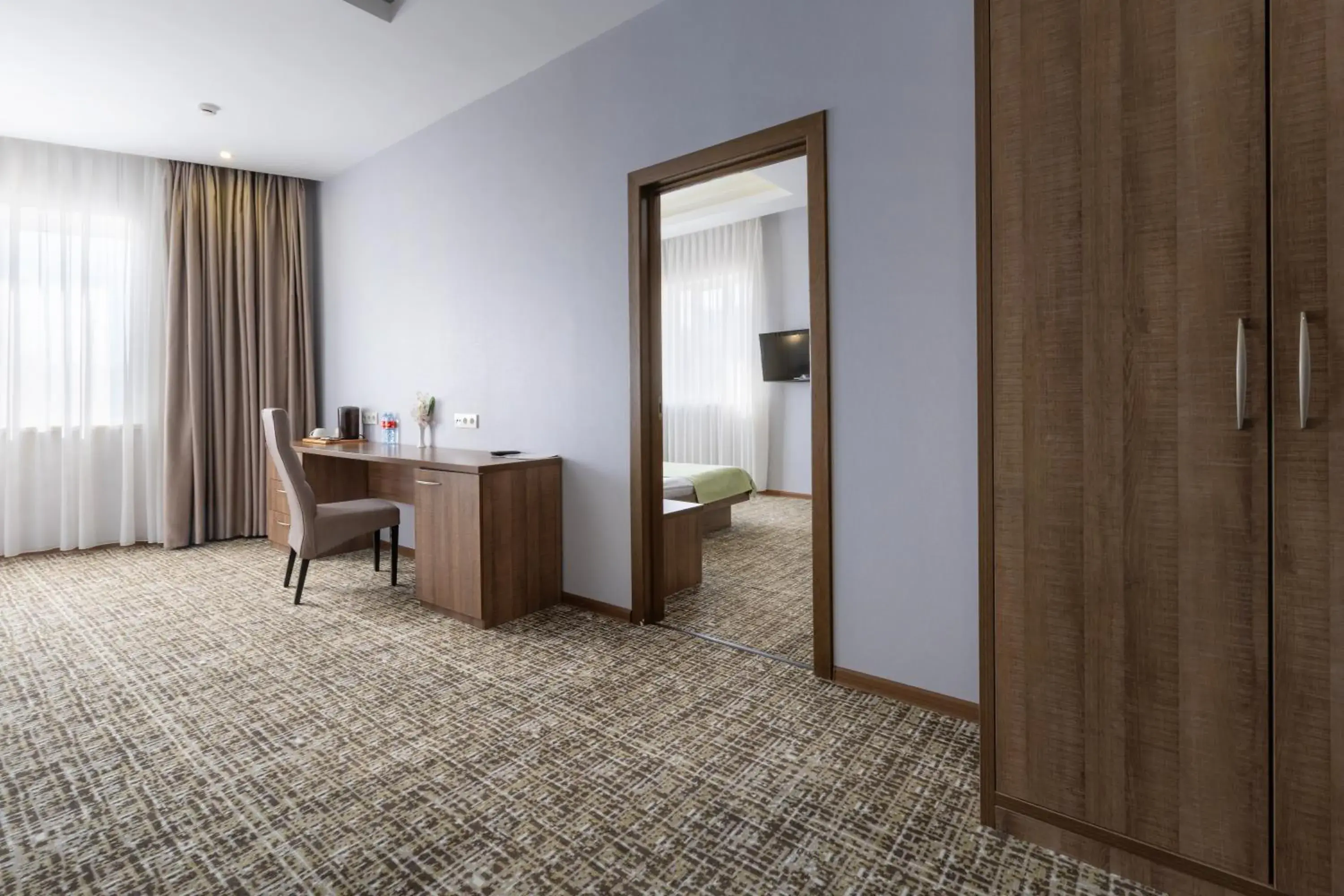 Bed in Renion Hills Hotel Bed in Renion Hills Hotel