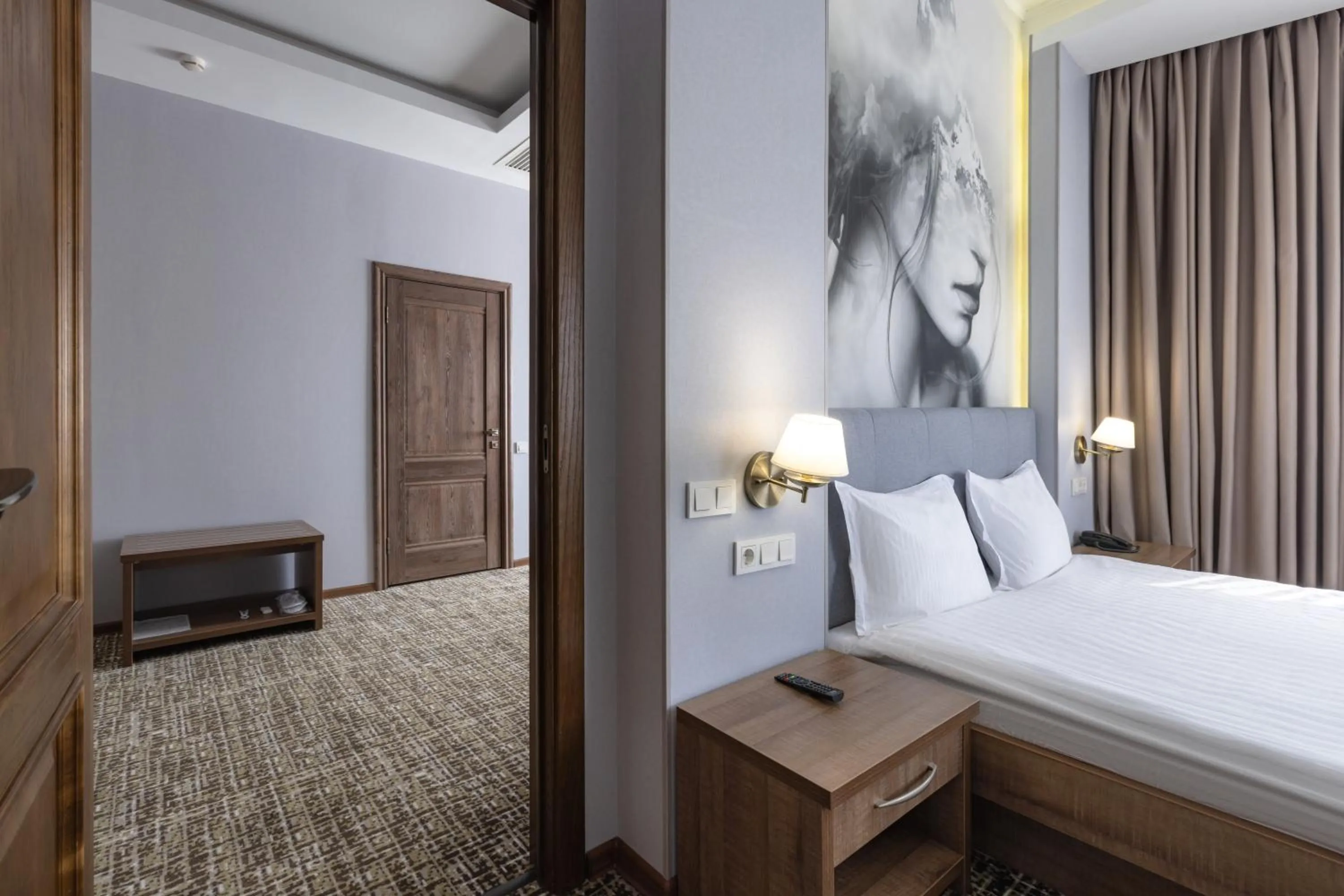 Bed in Renion Hills Hotel