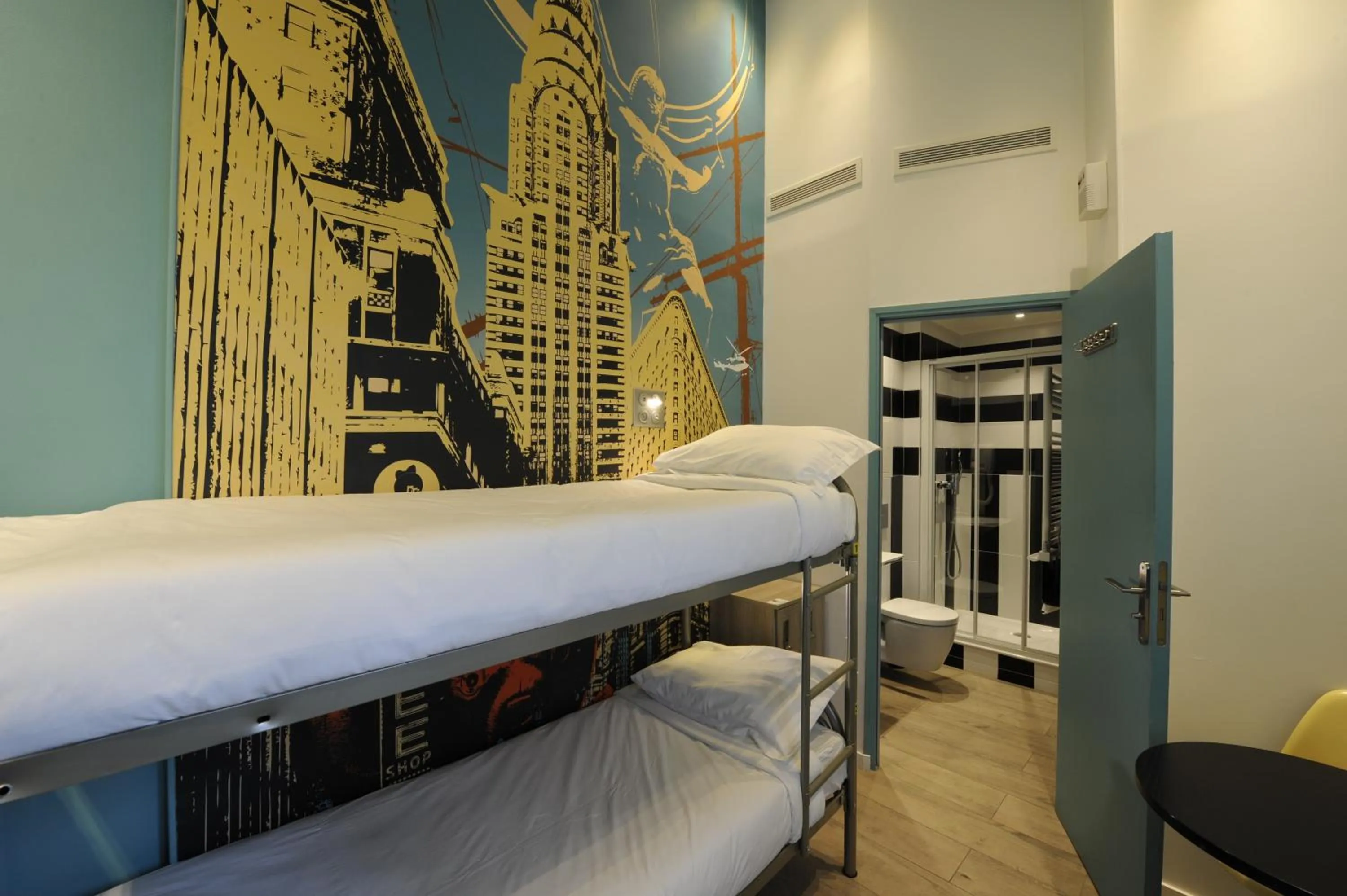 Photo of the whole room, Bed in The 3 Ducks Eiffel Tower by Hiphophostels