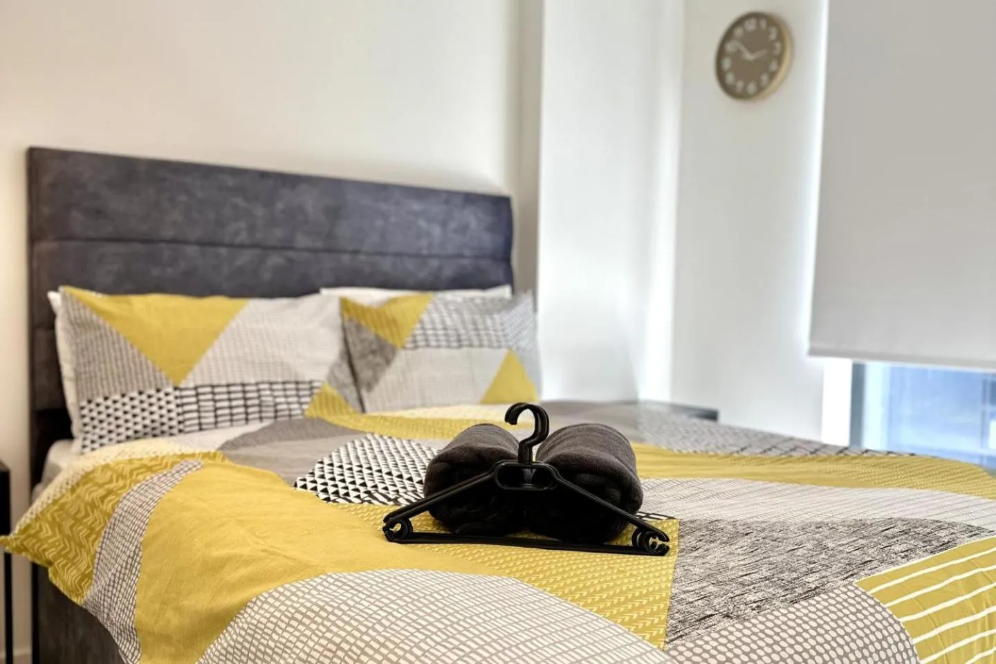 Sleeps 4 Central Ensuite - Parking & CityView