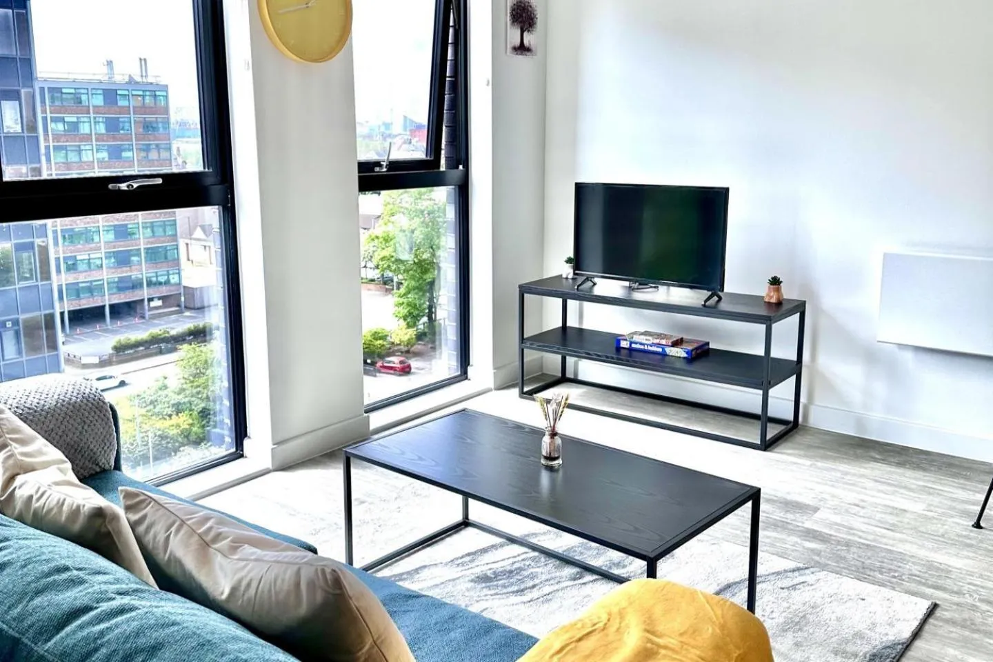 Sleeps 4 Central Ensuite - Parking & CityView