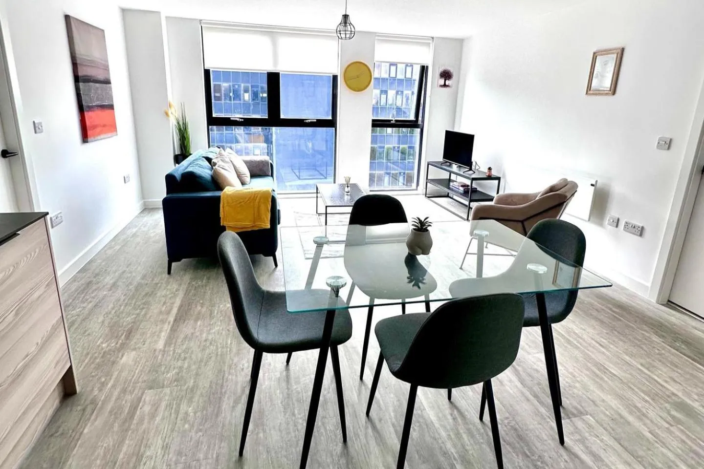 Sleeps 4 Central Ensuite - Parking & CityView