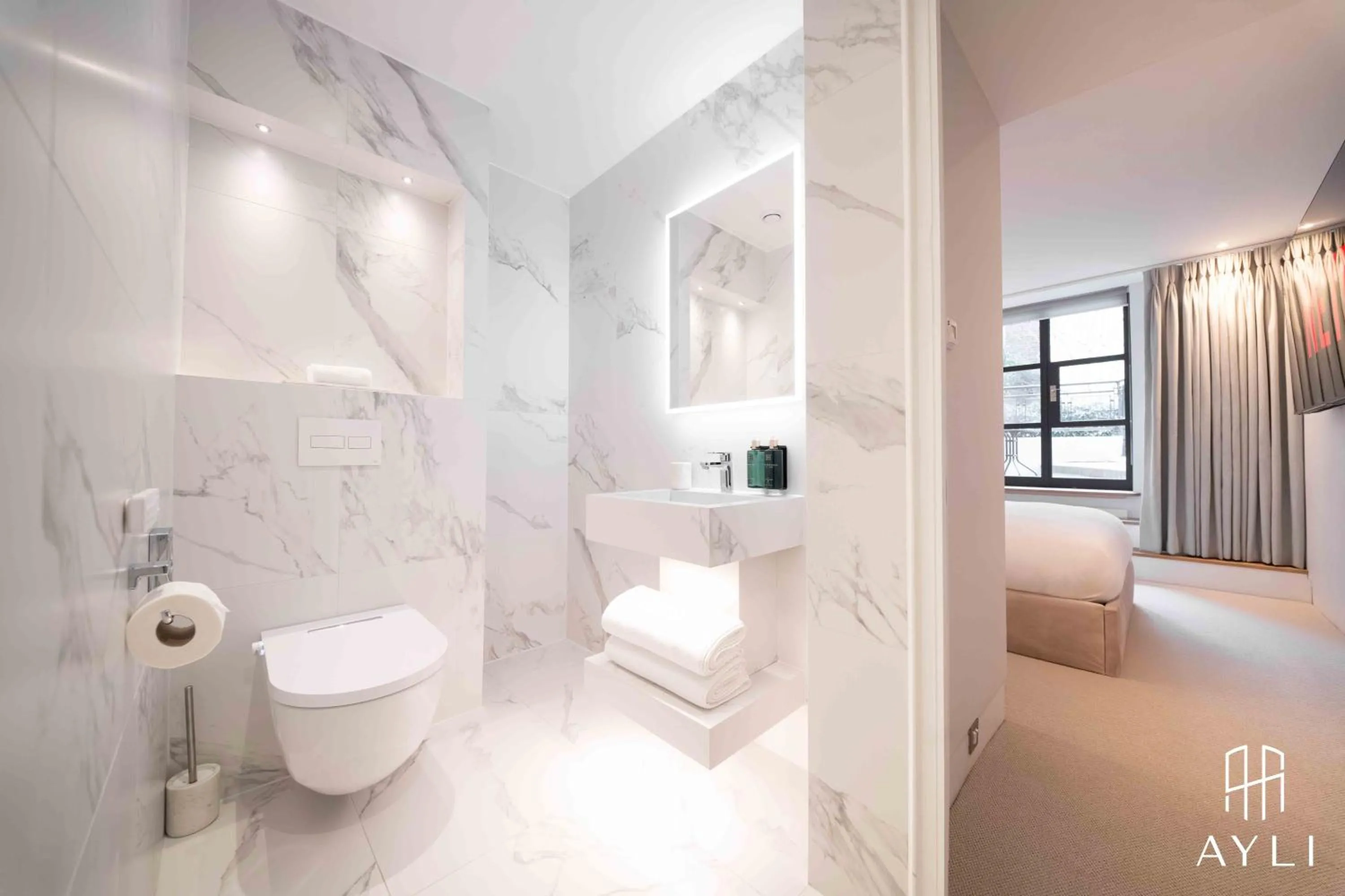 Shower in AYLI - As You Like It