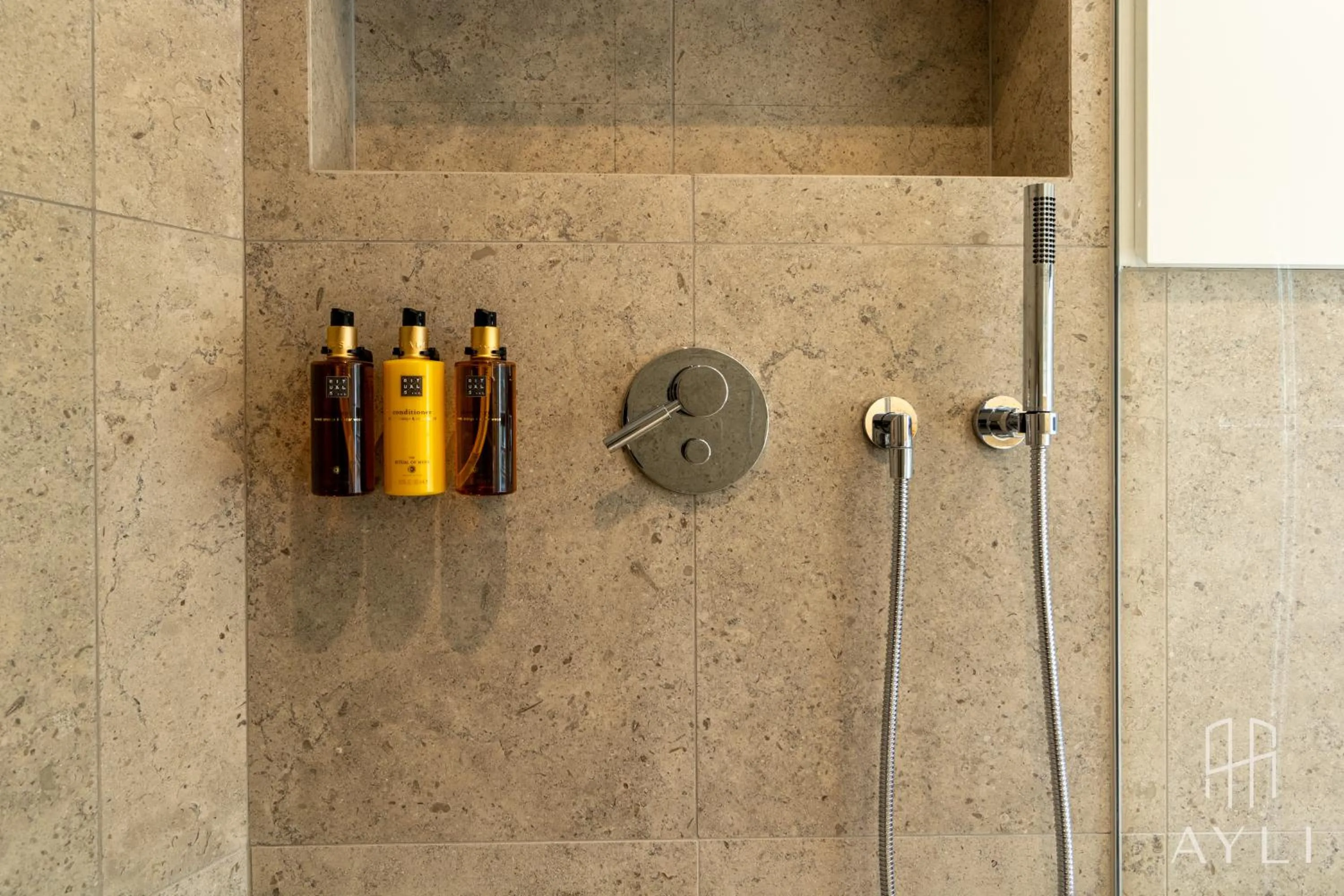 Shower in AYLI - As You Like It