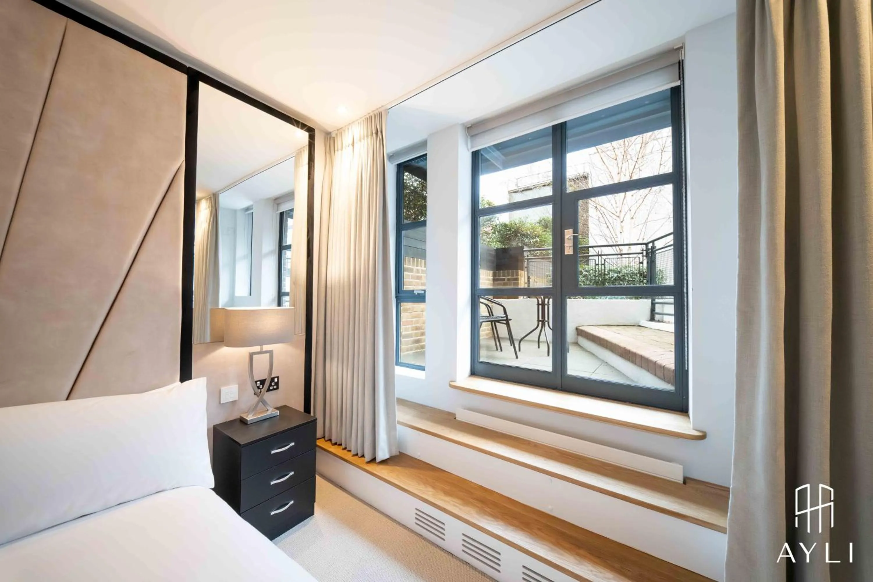 Bed in AYLI - As You Like It