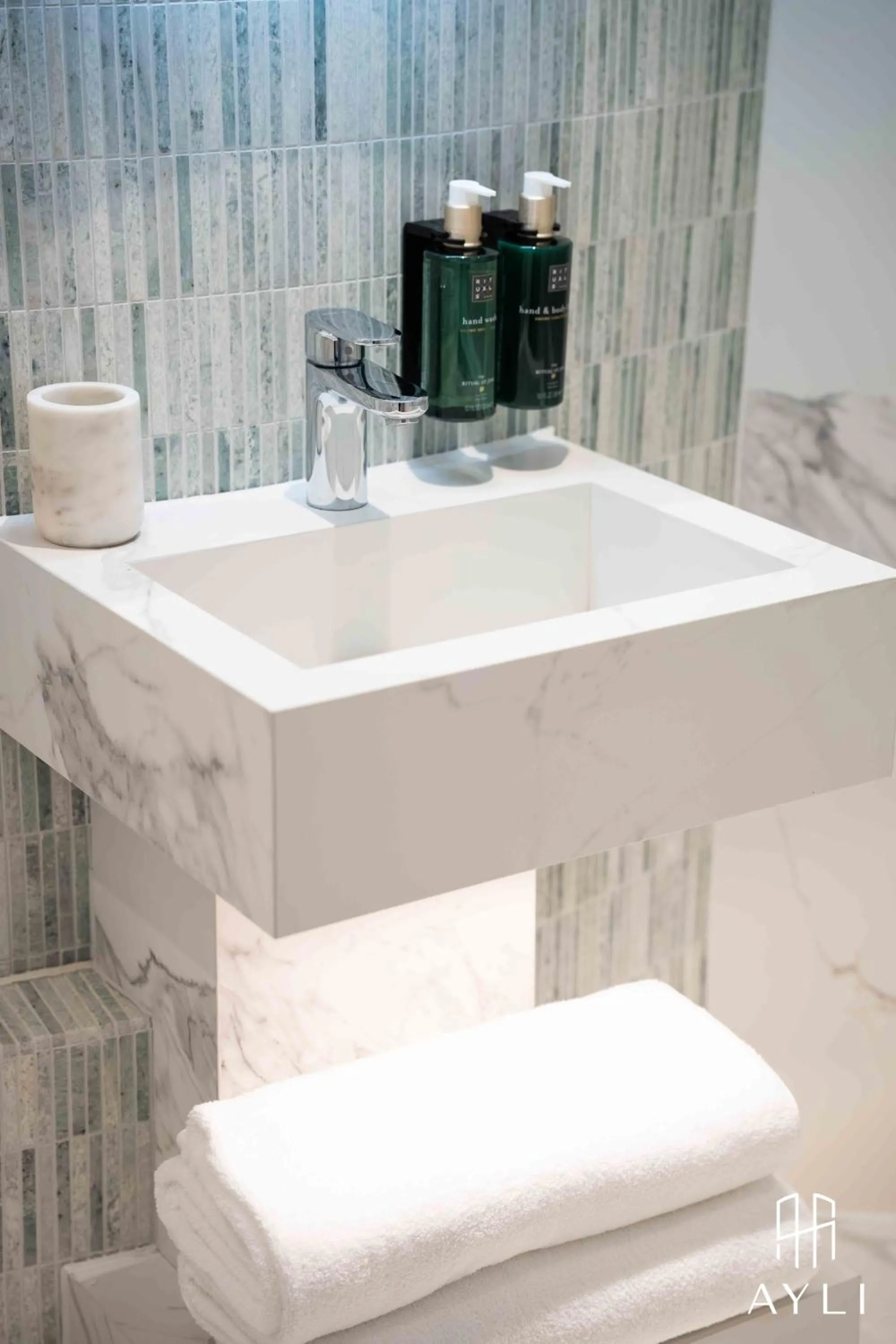 Bathroom in AYLI - As You Like It