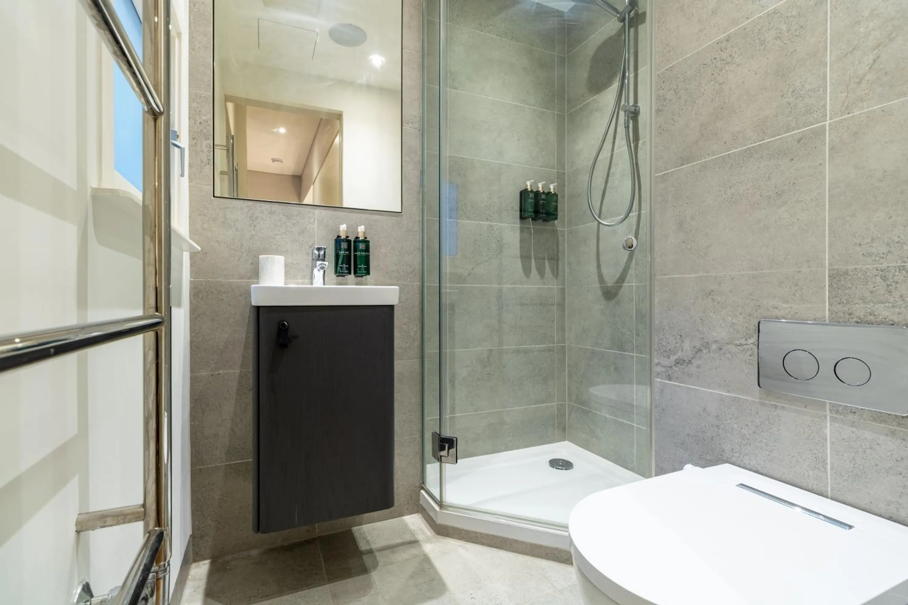 Shower in AYLI - As You Like It