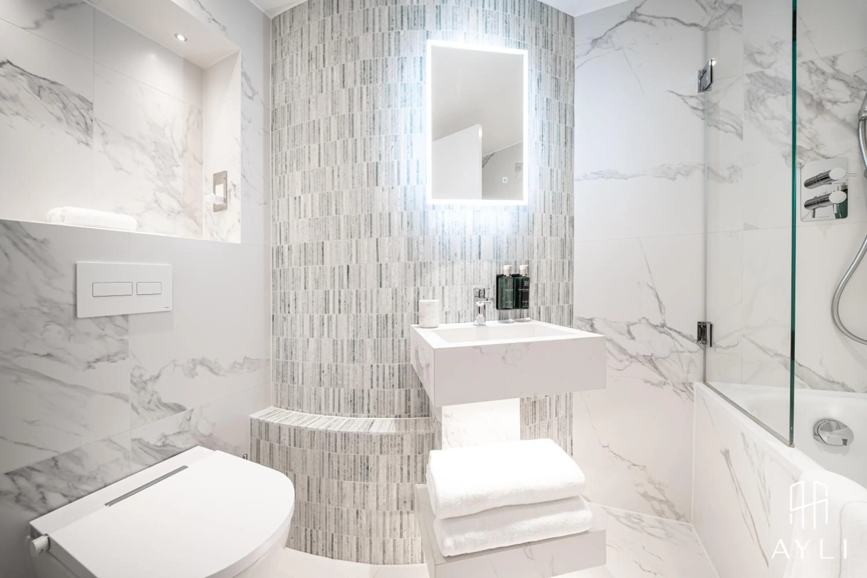 Shower in AYLI - As You Like It