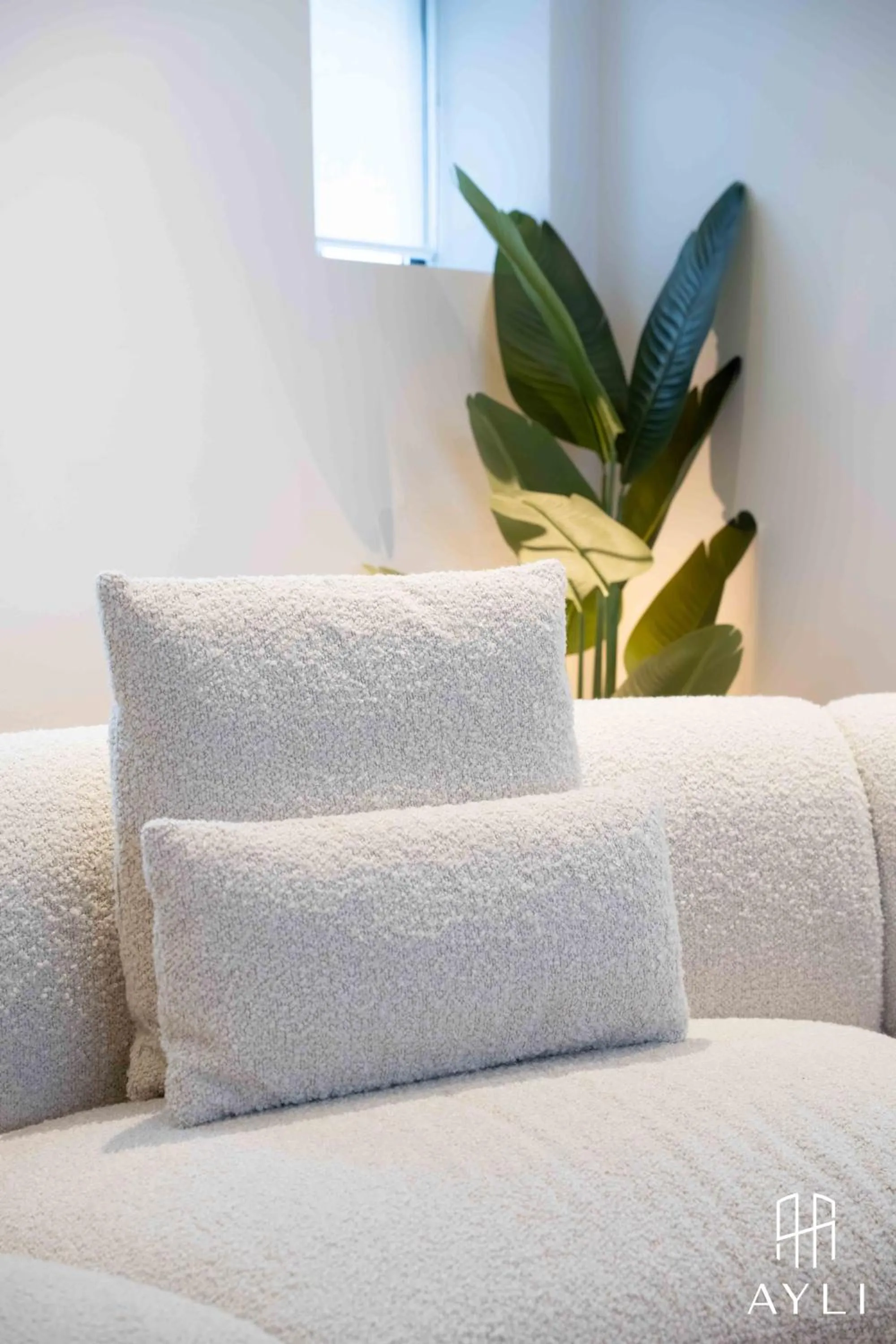 Living room, Bed in AYLI - As You Like It