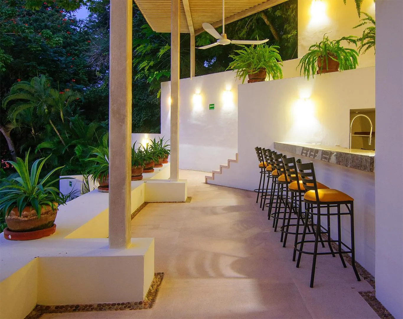 Lounge or bar in Hotel Ixzi Plus