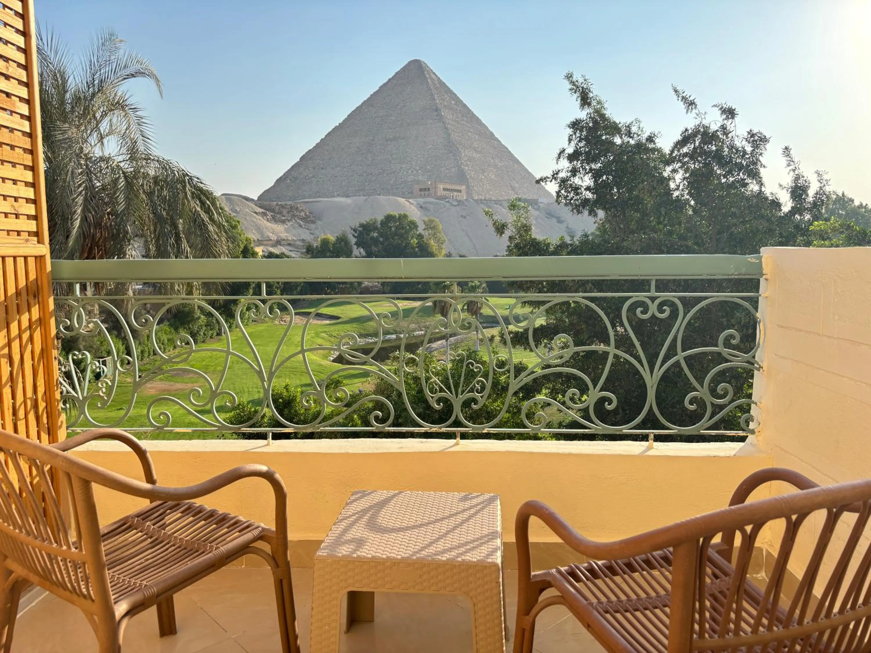 Deluxe Double or Twin Room with Mountain View in Beit Khufu Pyramid Hotel