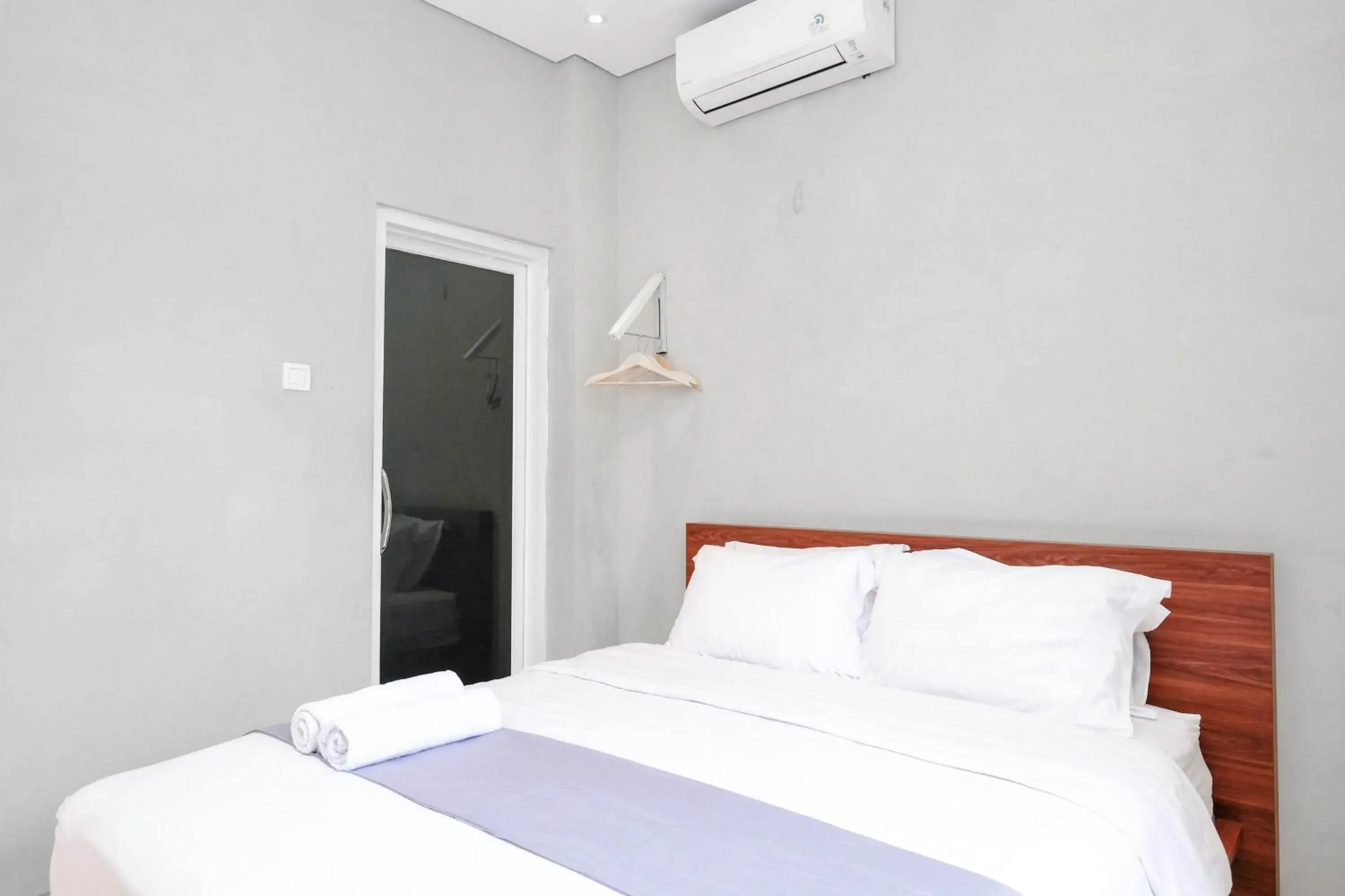 Executive Suite in Grha Minggiran Homestay Yogyakarta Mitra RedDoorz Executive Suite in Grha Minggiran Homestay Yogyakarta Mitra RedDoorz