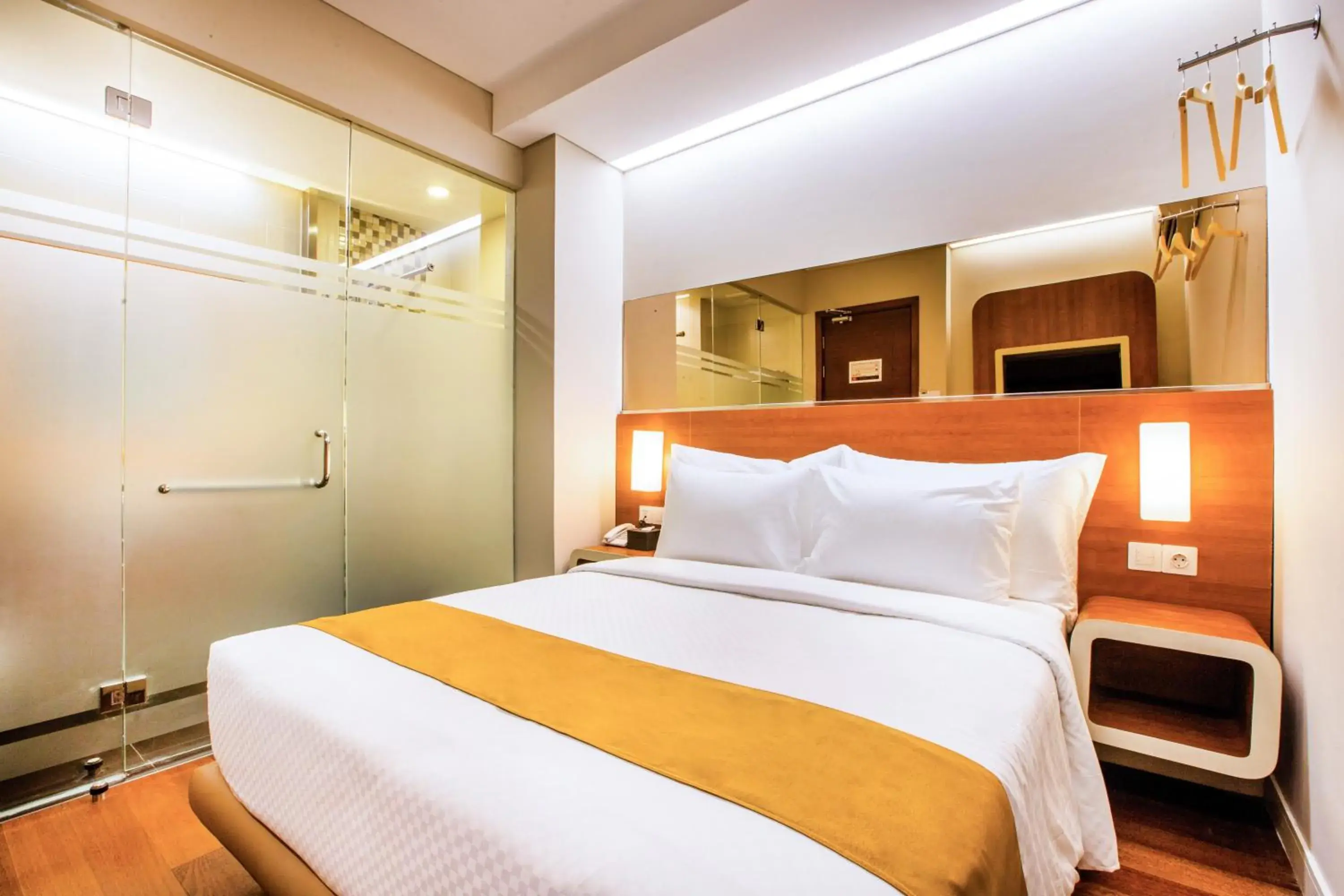 Bedroom, Bed in The Point Hotel Balikpapan Bedroom, Bed in The Point Hotel Balikpapan