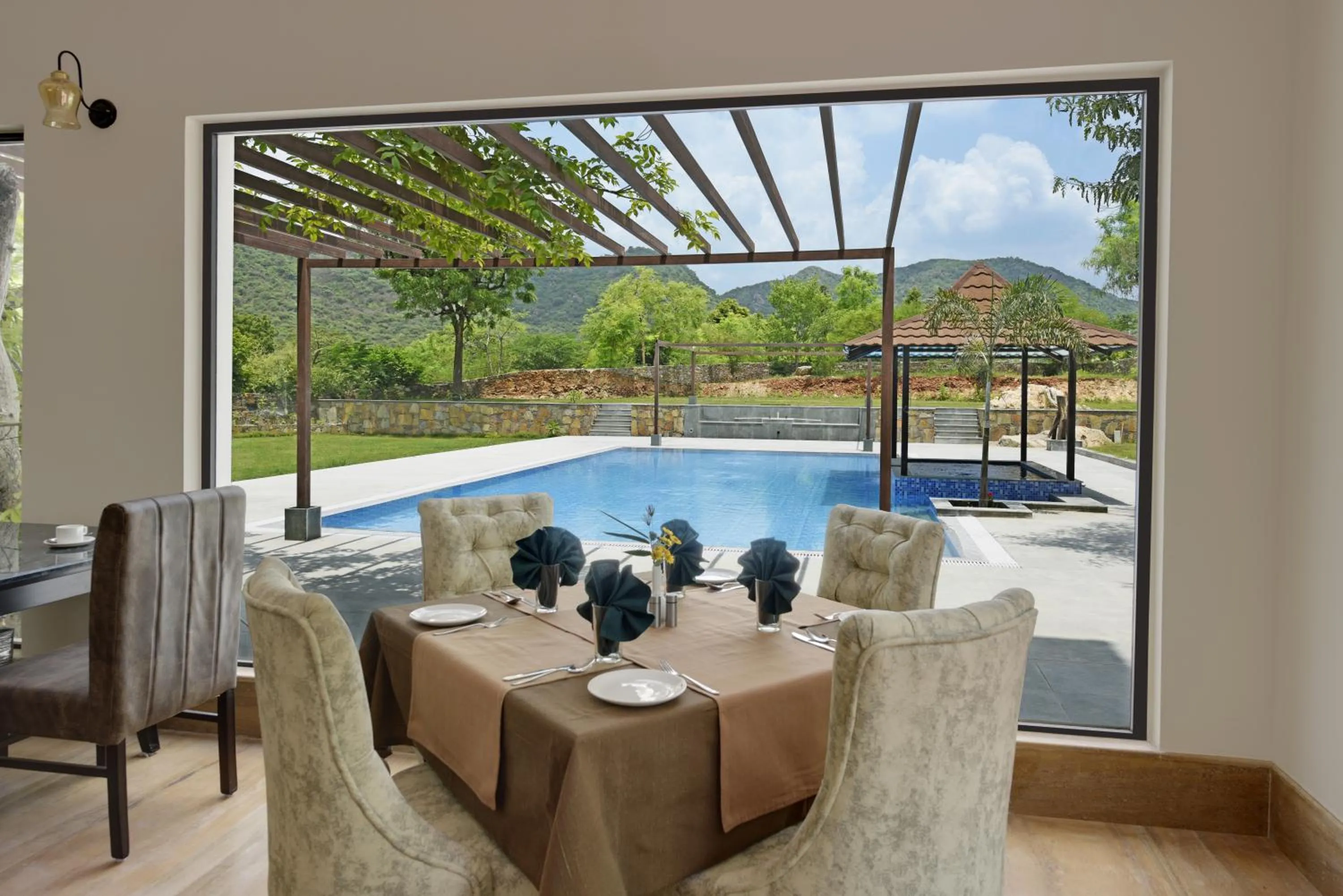 Day in The Hunting Lodge - Luxury Resort in Udaipur