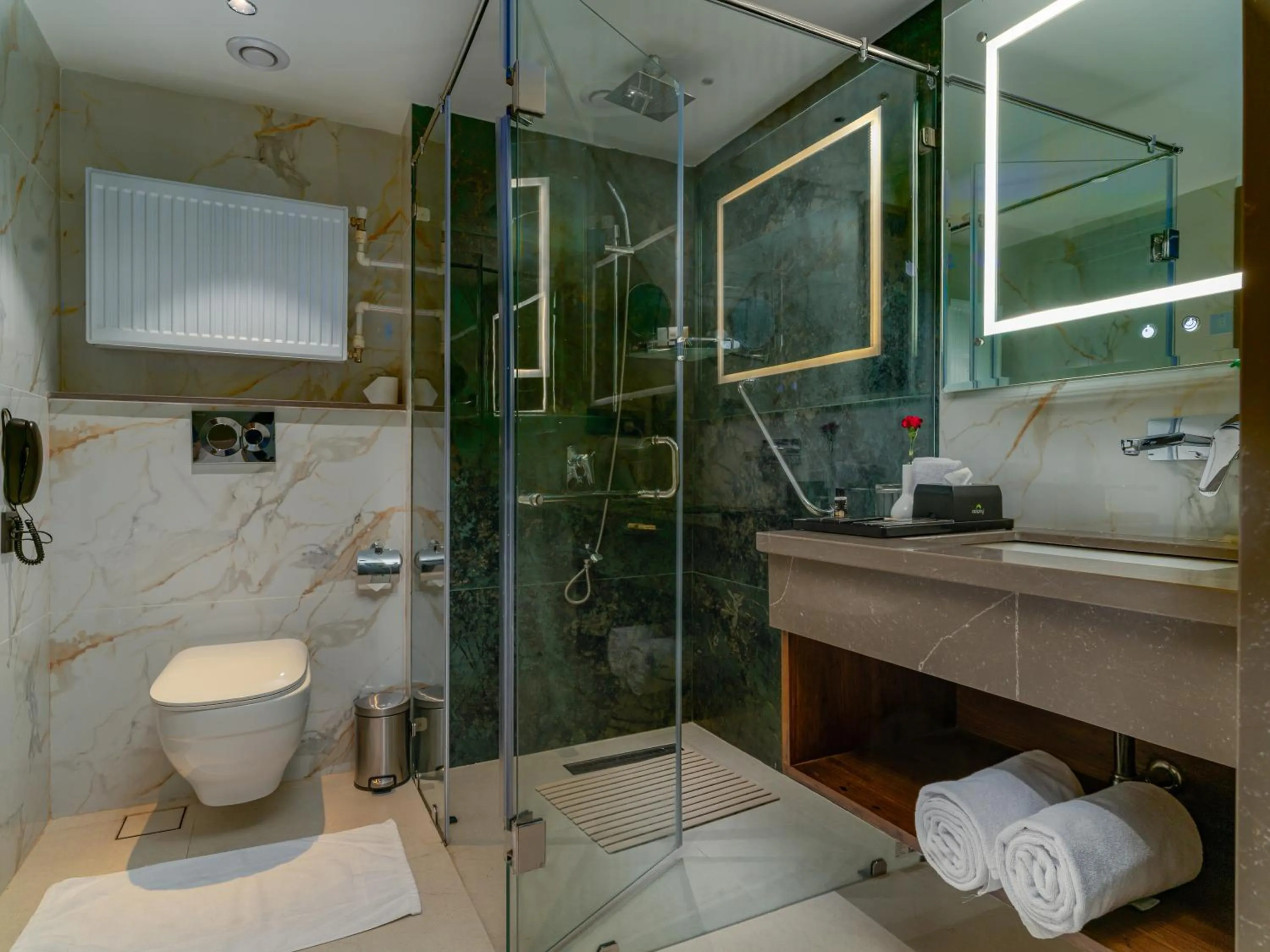Shower in Fortune Pahalgam - Member ITC Hotels' Group