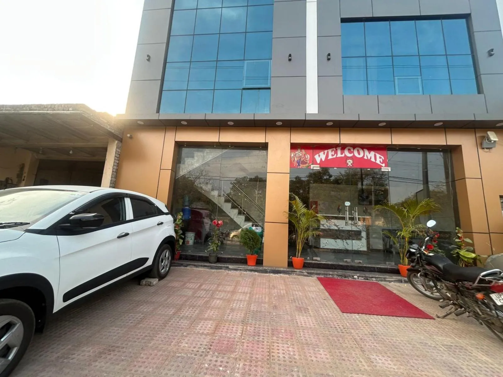 Property building in Hotel Sharda Palace