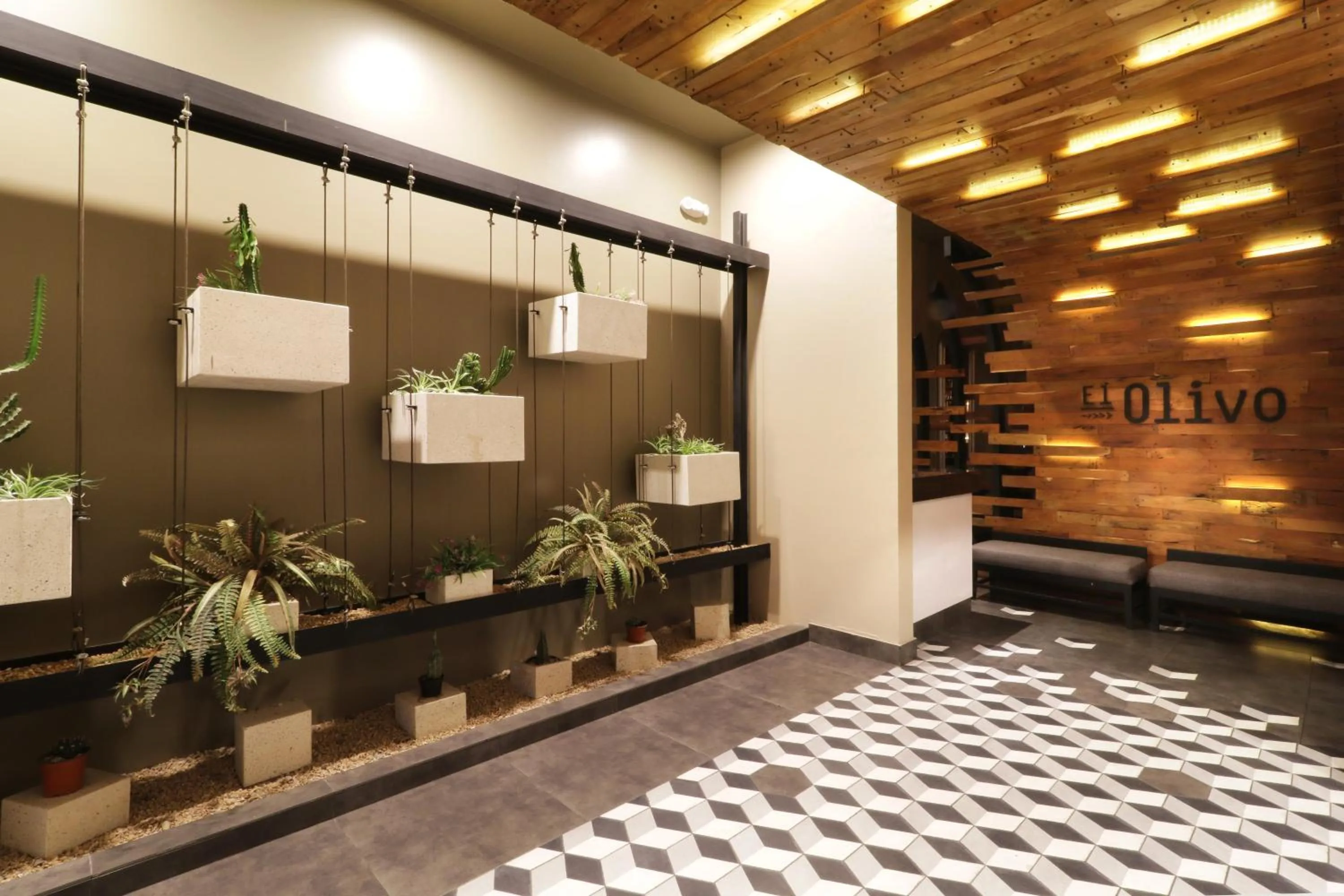 Restaurant/places to eat in Holiday Inn Hotel & Suites Hermosillo Aeropuerto by IHG