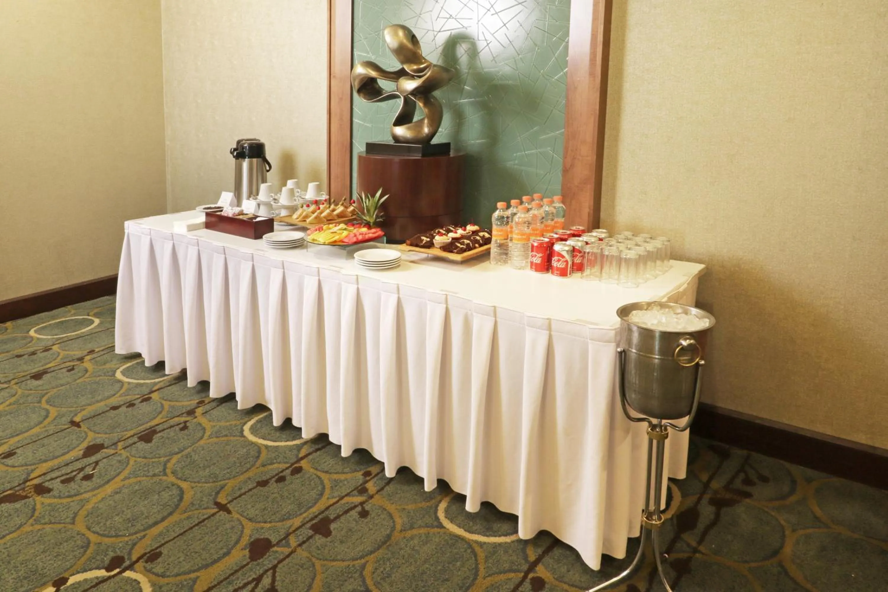 Meeting/conference room in Holiday Inn Hotel & Suites Hermosillo Aeropuerto by IHG