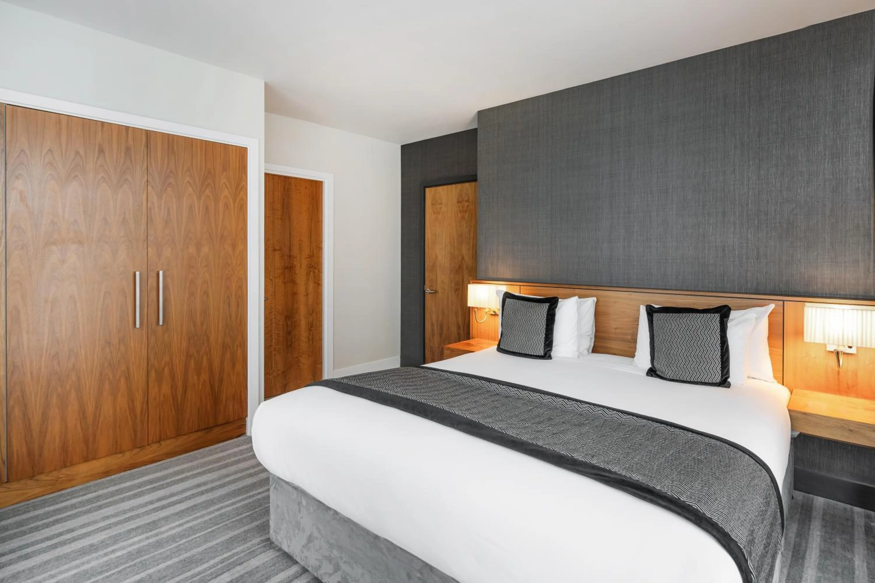 Bedroom, Bed in Crowne Plaza Newcastle - Stephenson Quarter by IHG