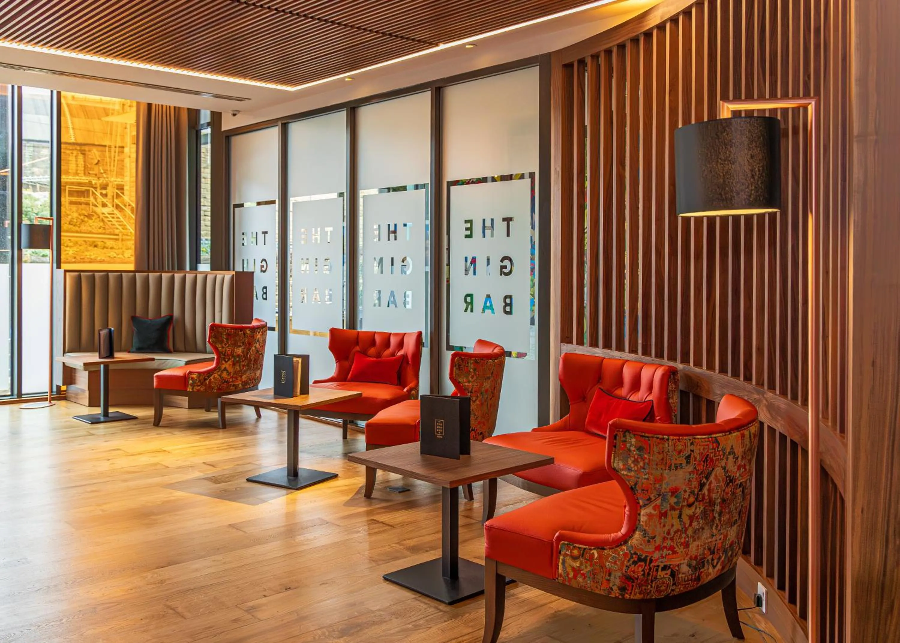 Lounge or bar in Crowne Plaza Newcastle - Stephenson Quarter by IHG