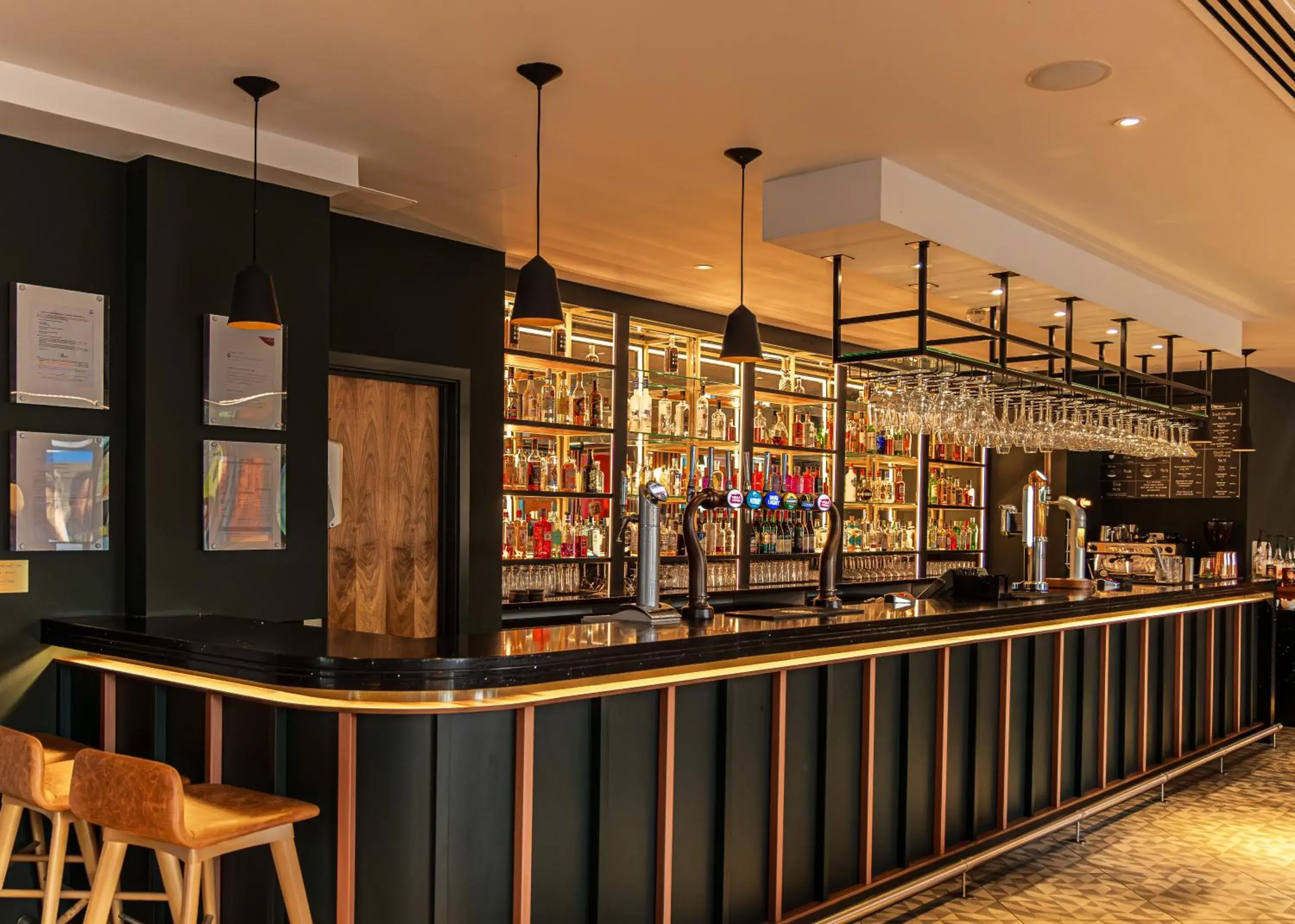Lounge or bar in Crowne Plaza Newcastle - Stephenson Quarter by IHG Lounge or bar in Crowne Plaza Newcastle - Stephenson Quarter by IHG