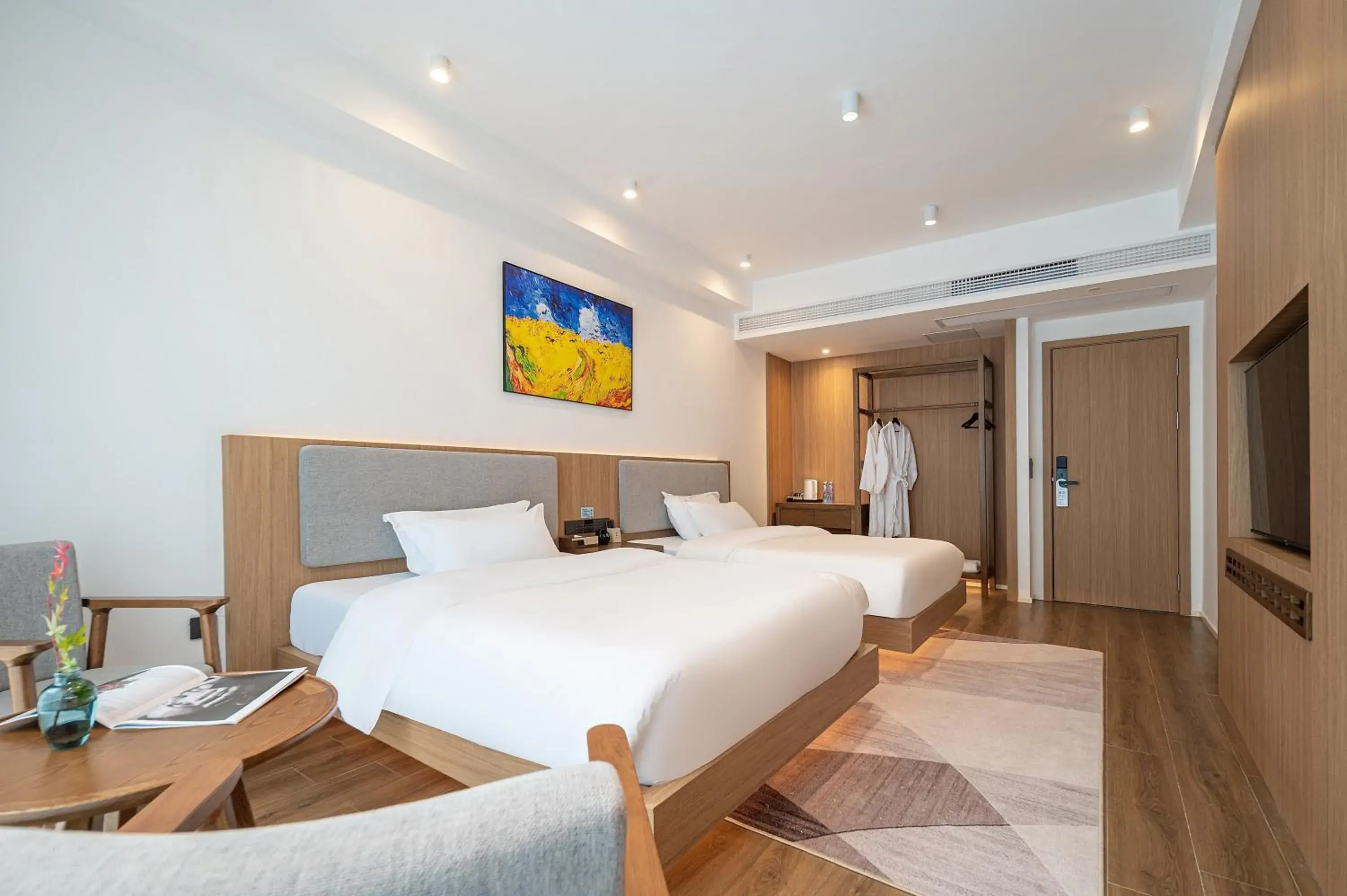 Superior Twin Room with Garden View in Z HOTEL- Qingchengshan Superior Twin Room with Garden View in Z HOTEL- Qingchengshan