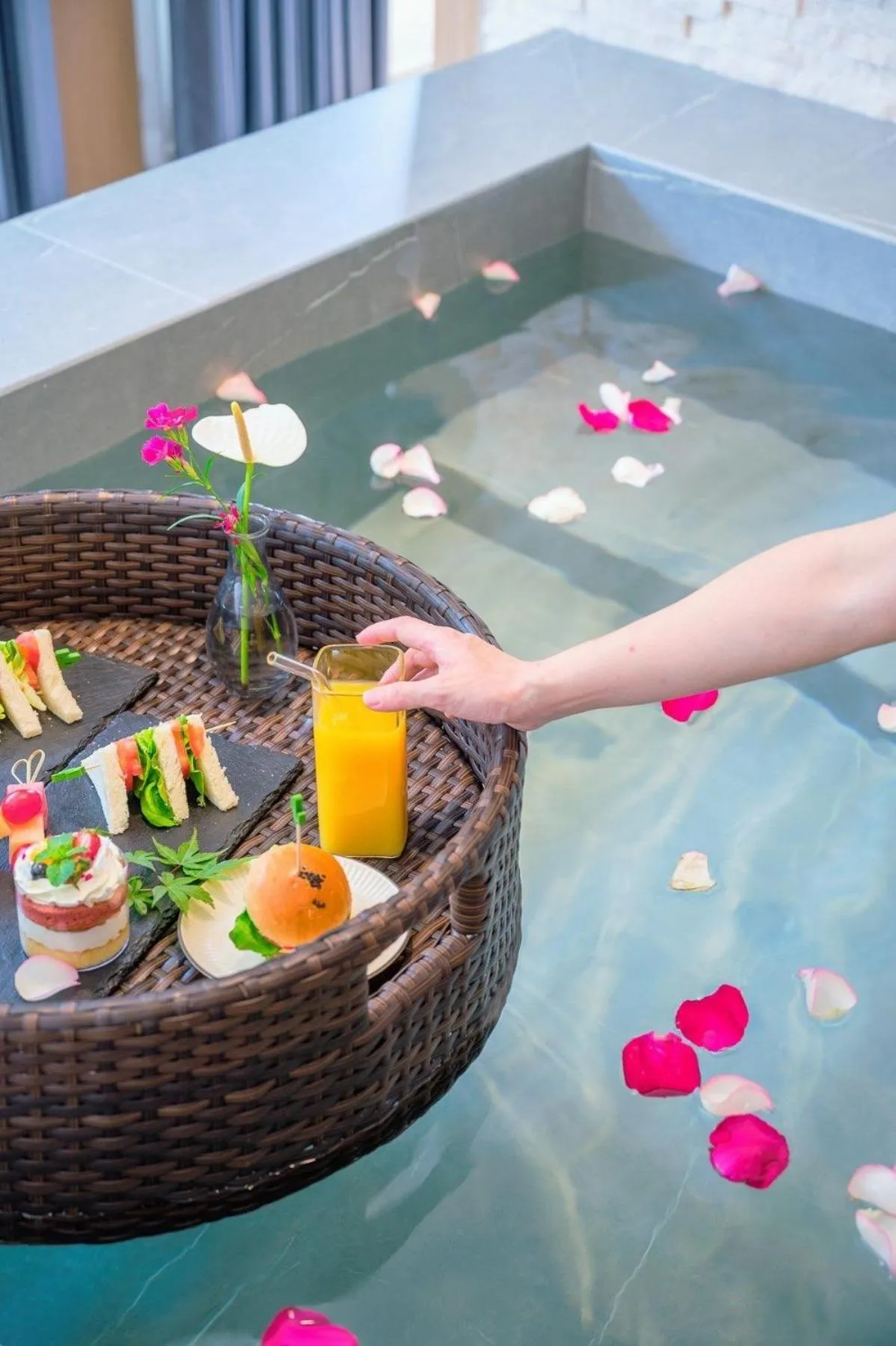 Hot Spring Bath in Z HOTEL- Qingchengshan