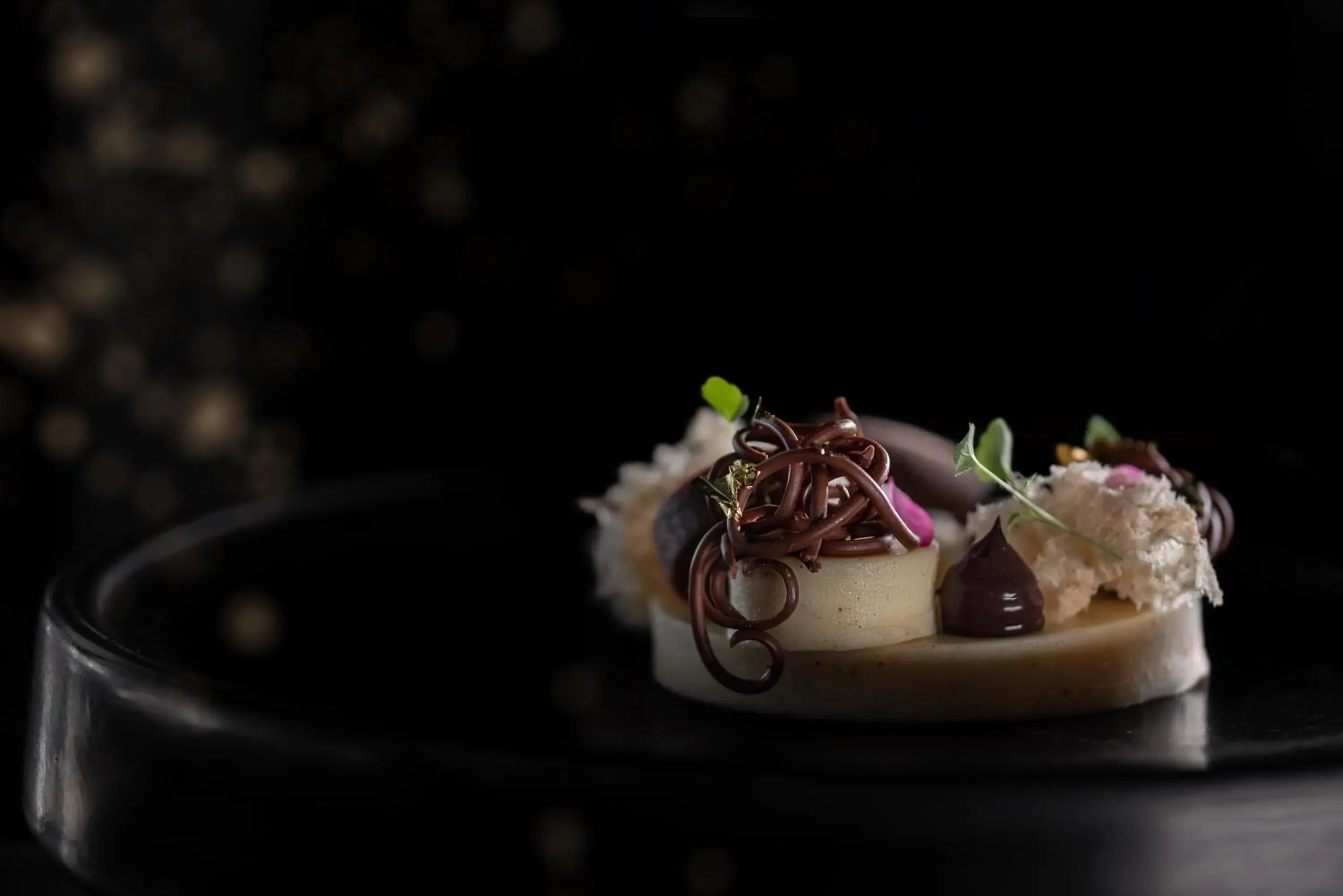 Food in West East Suites Food in West East Suites