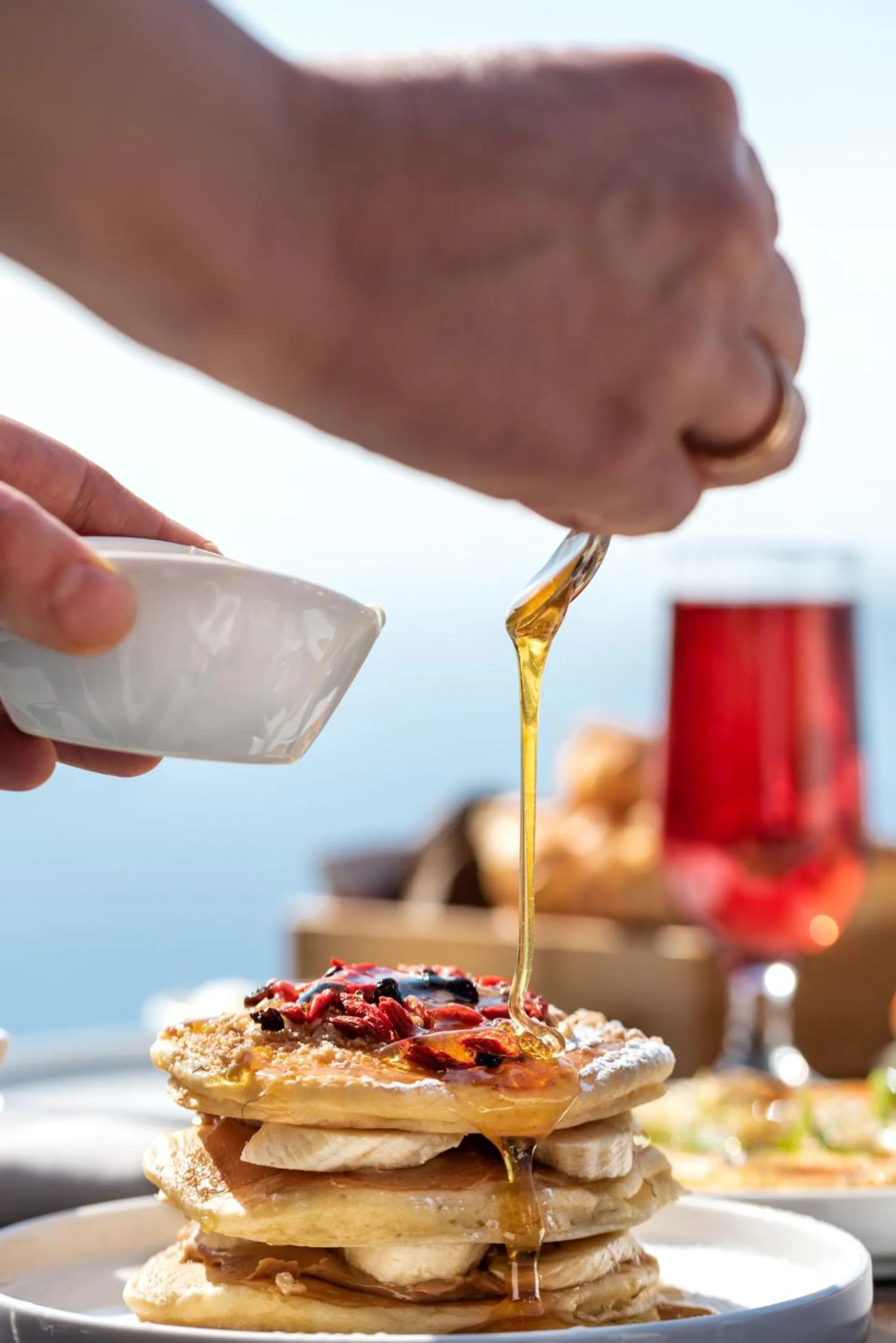 Breakfast in West East Suites