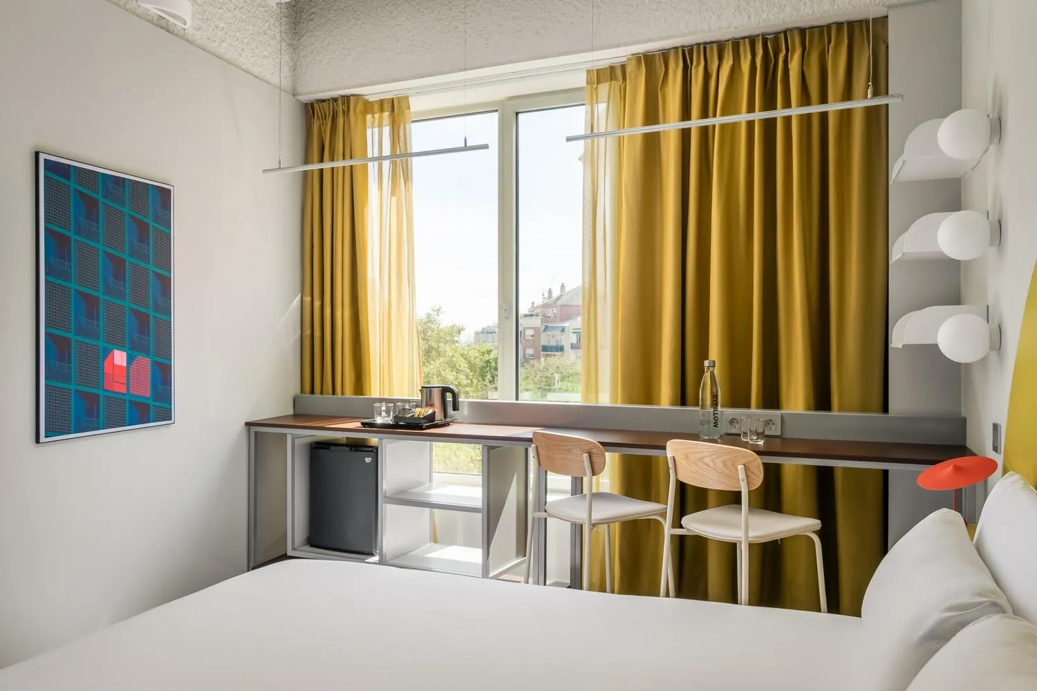 Bed in BYPILLOW Flamant