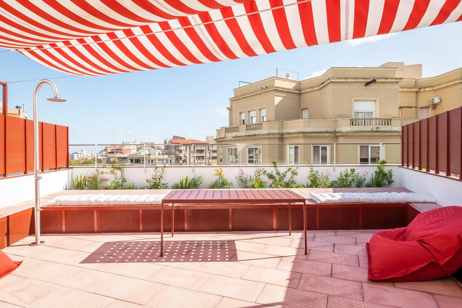 Balcony/Terrace in BYPILLOW Flamant