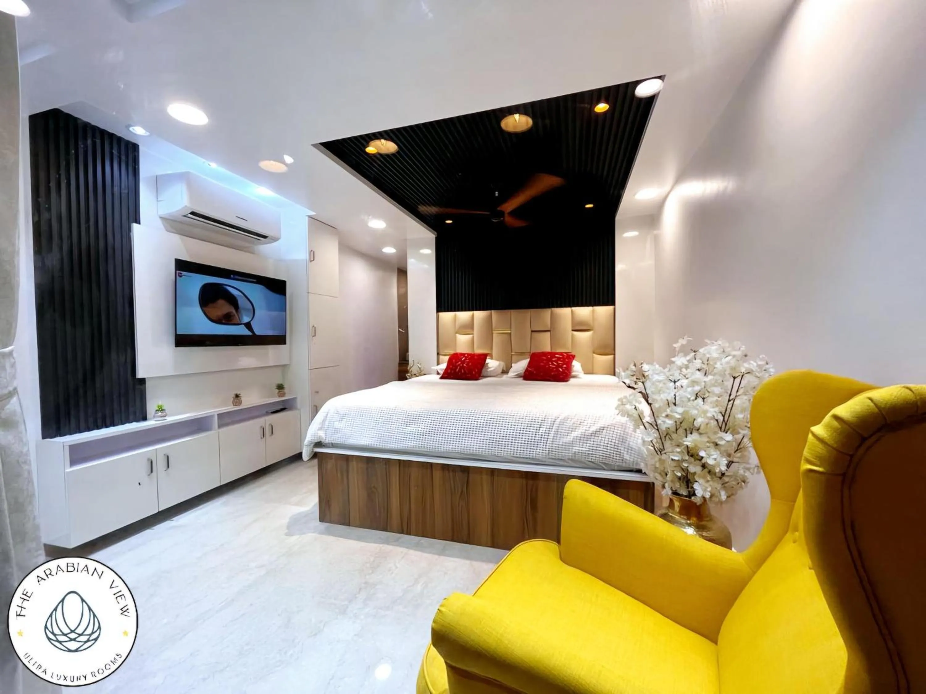 Living room, Bed in THE ARABiAN VIEW