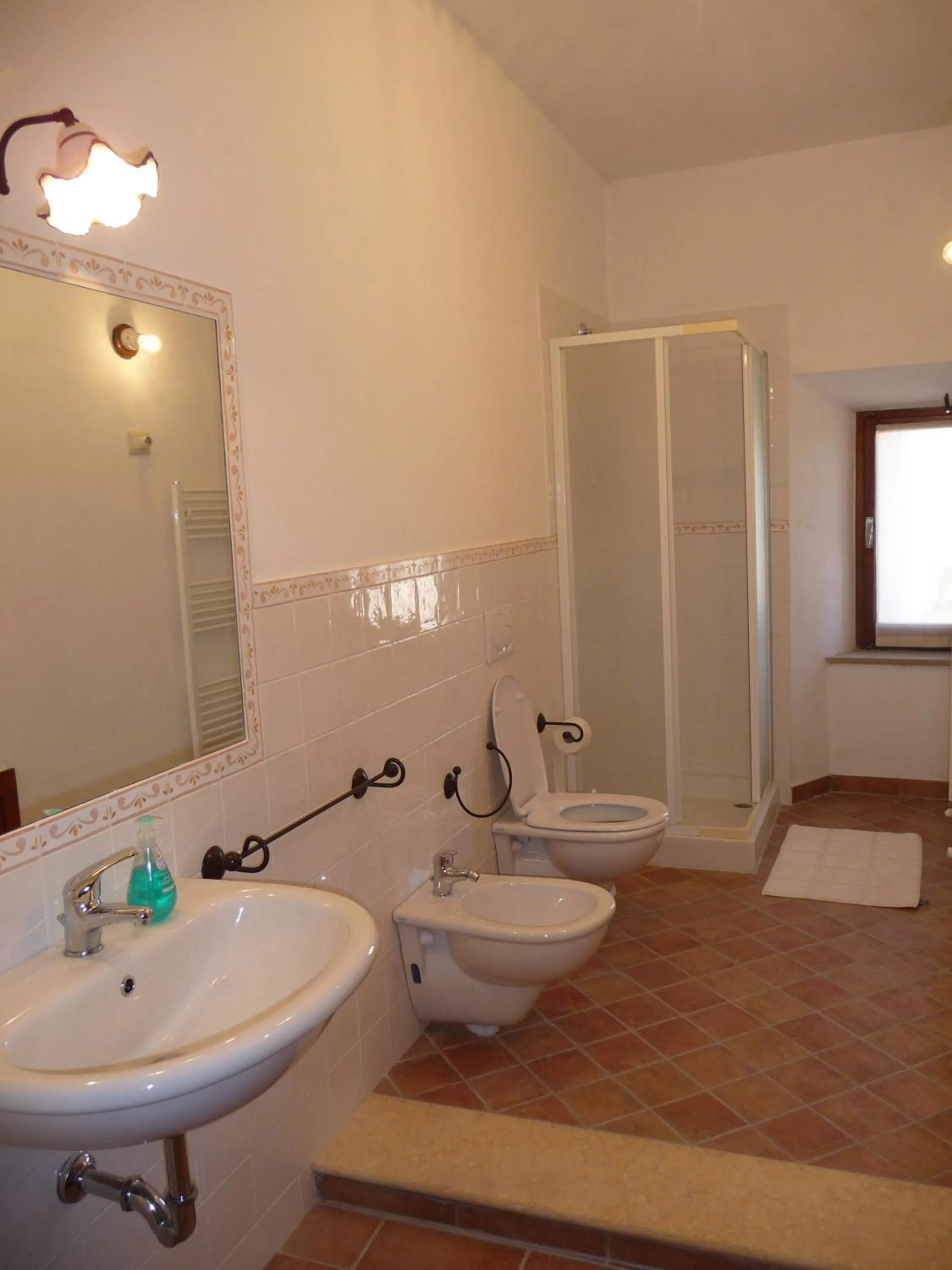 Bathroom in La Mandola