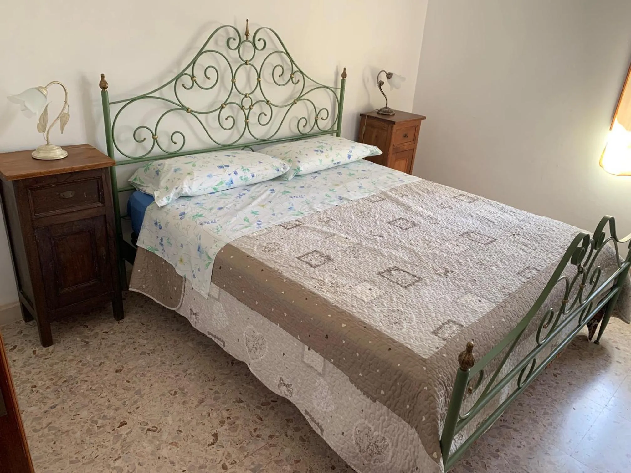Bedroom, Bed in La Mandola