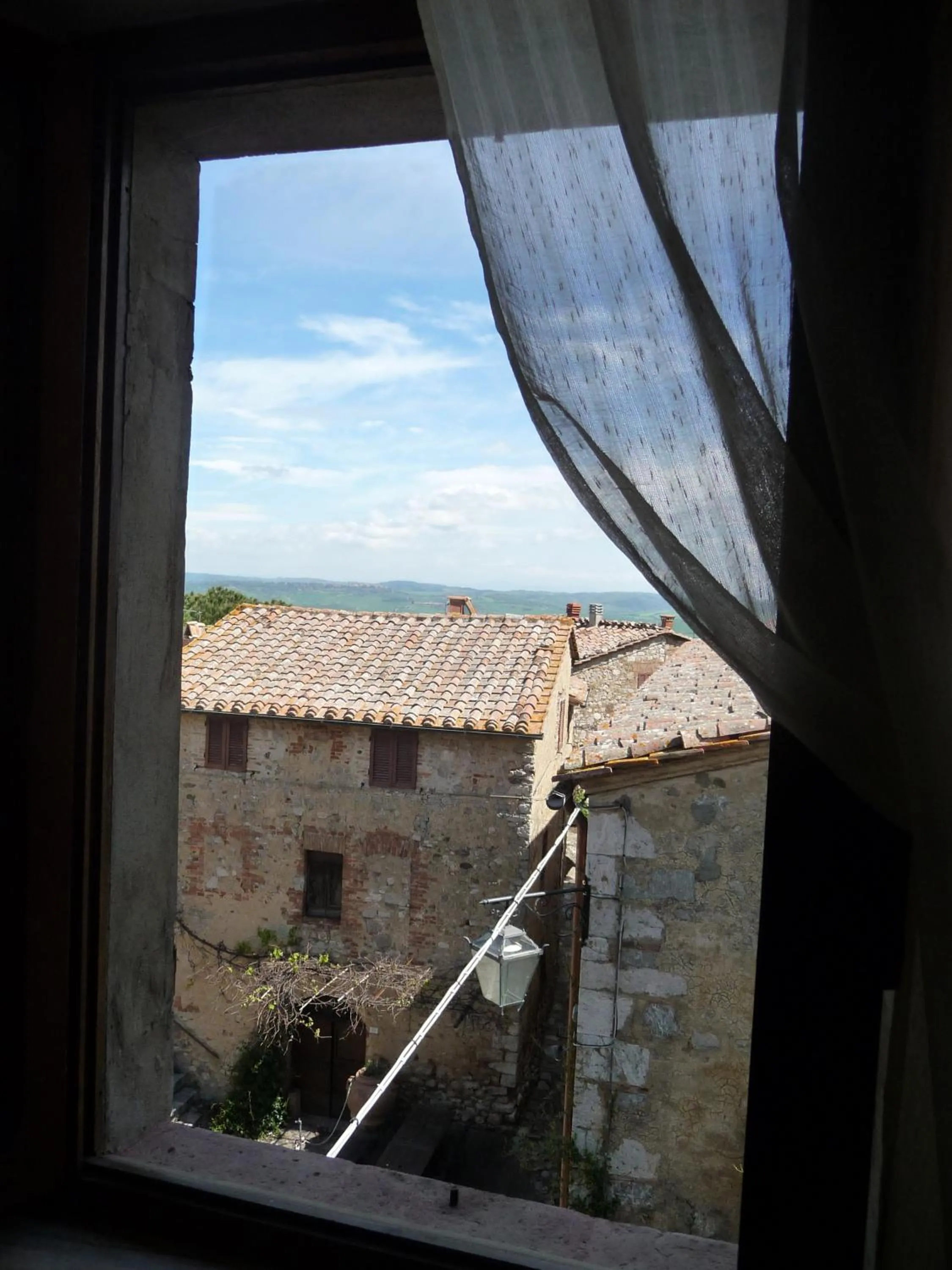 Street view in La Mandola