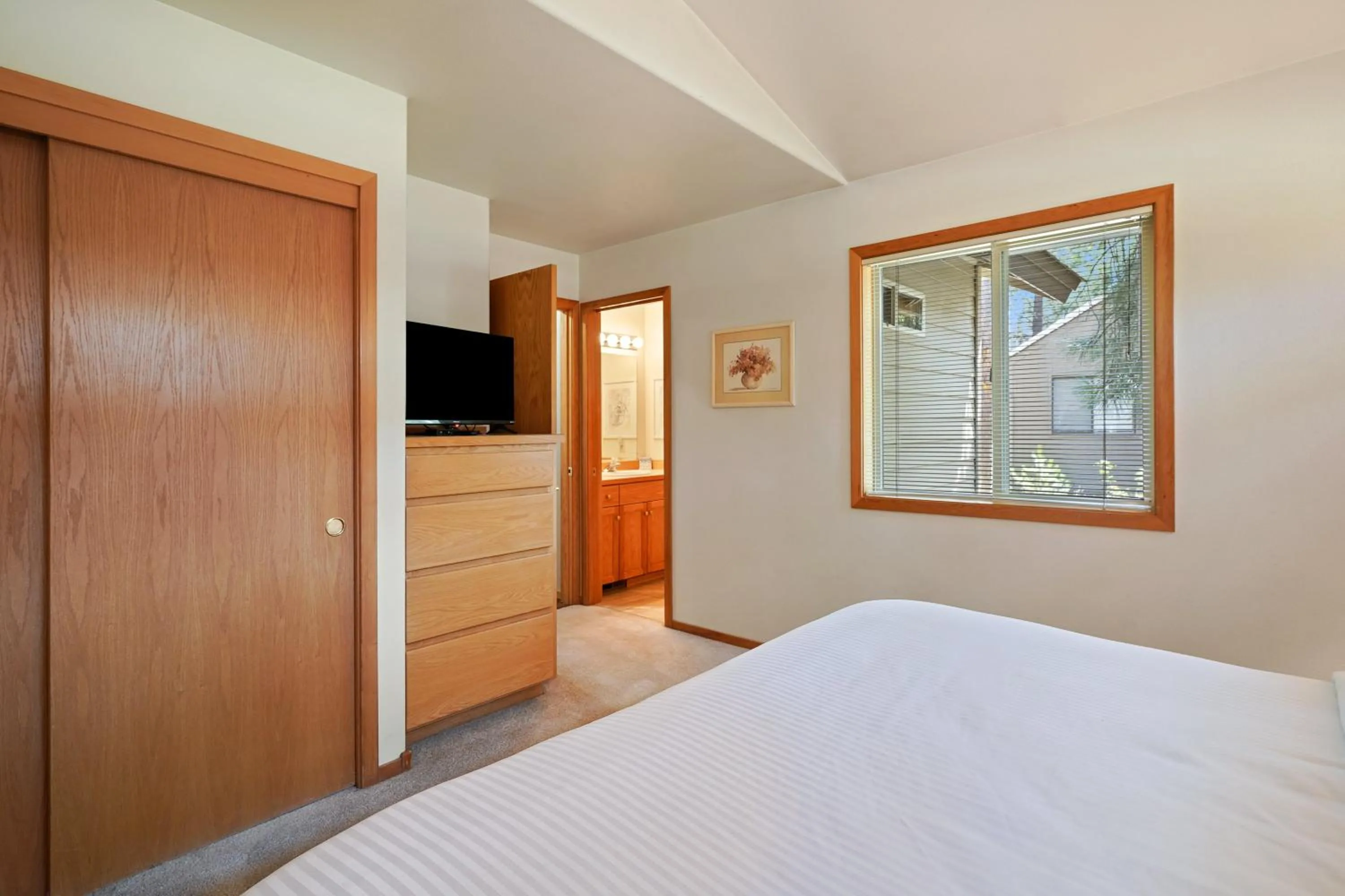 Bed in 1 Colonial