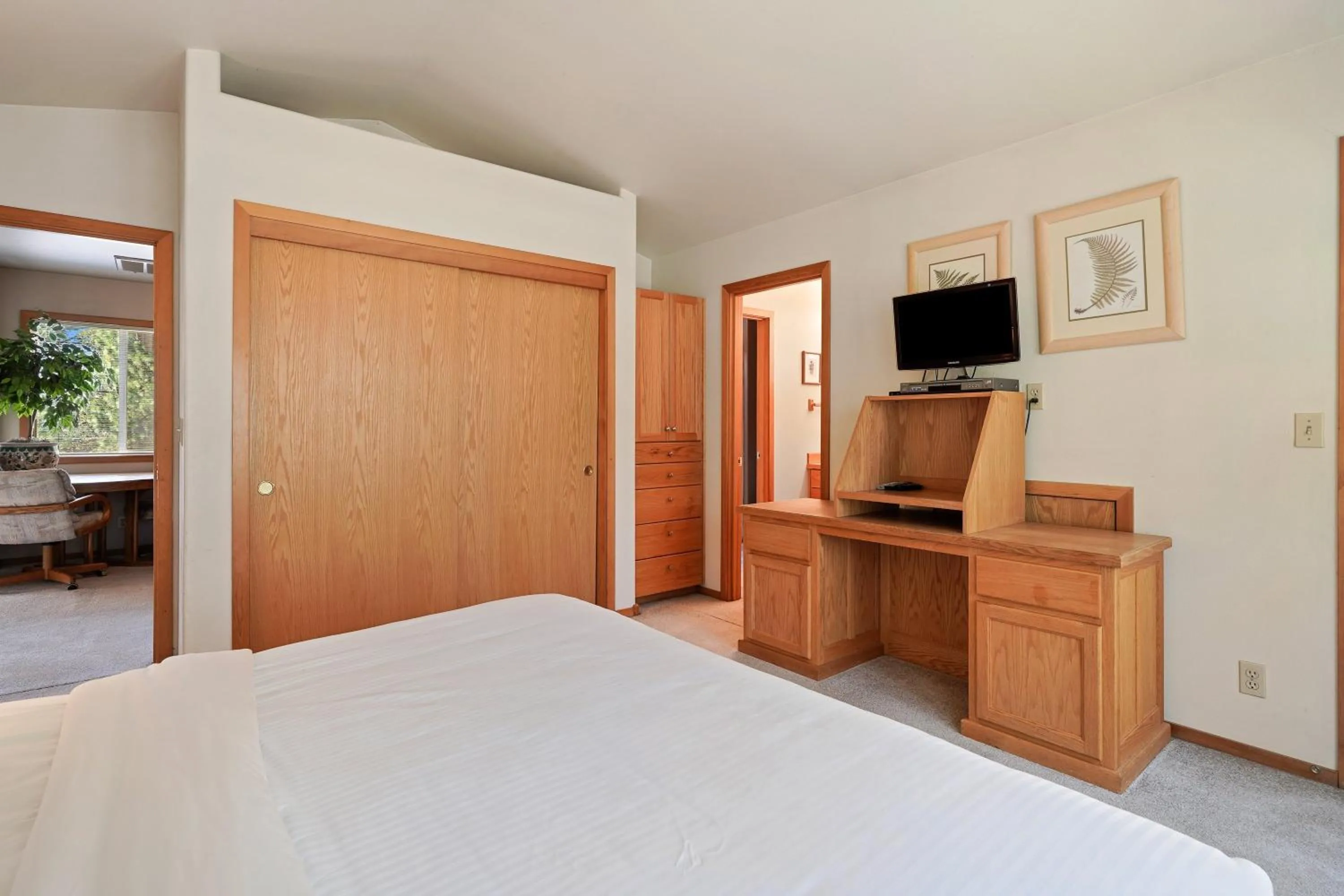 Bed in 1 Colonial