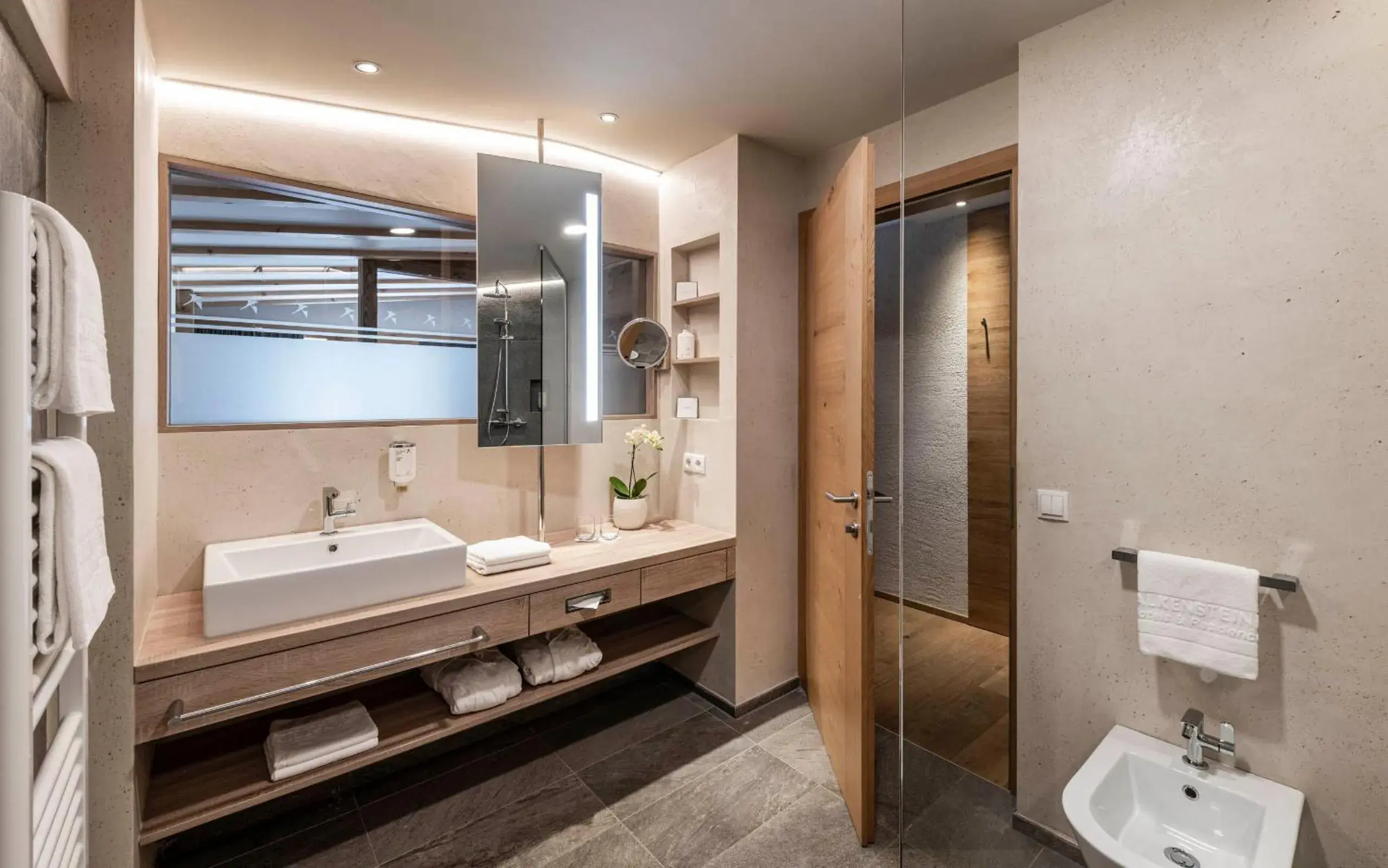 Deluxe Double Room with Balcony in Falkensteiner Hotel & Spa Falkensteinerhof Deluxe Double Room with Balcony in Falkensteiner Hotel & Spa Falkensteinerhof