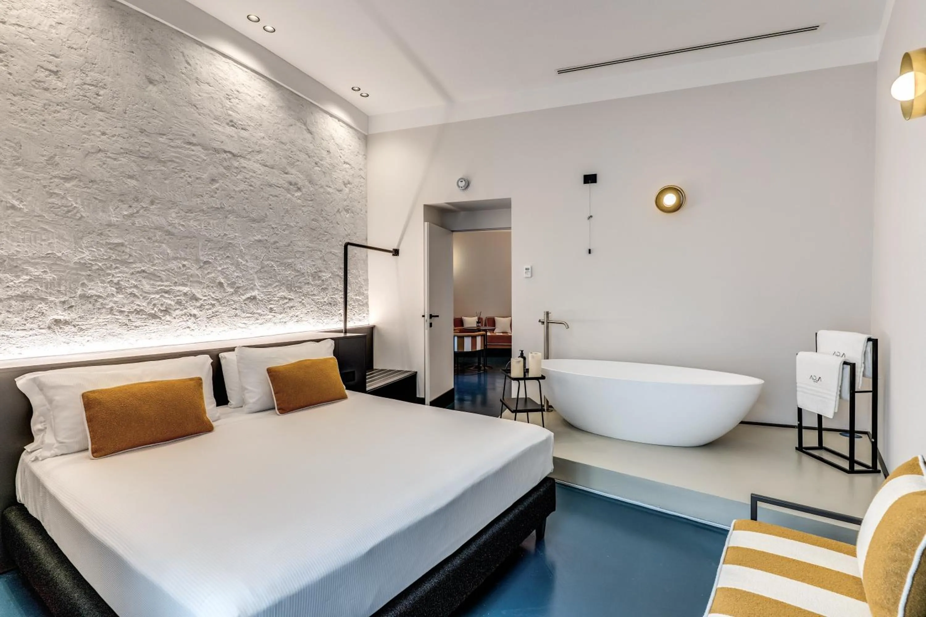 Deluxe Queen Suite in Adaram Suites