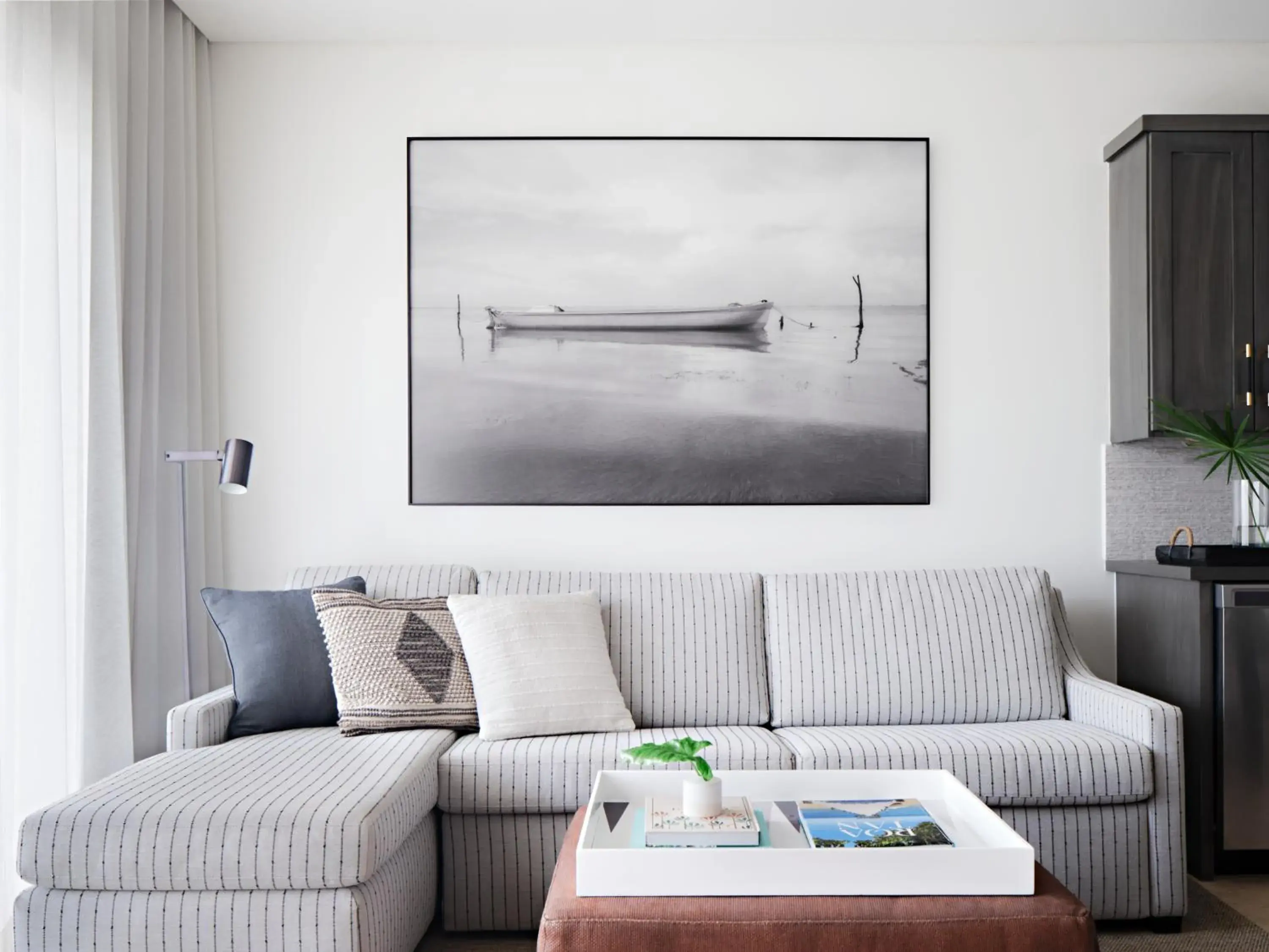 Living room in Kimpton - Grand Roatan Resort and Spa Living room in Kimpton - Grand Roatan Resort and Spa