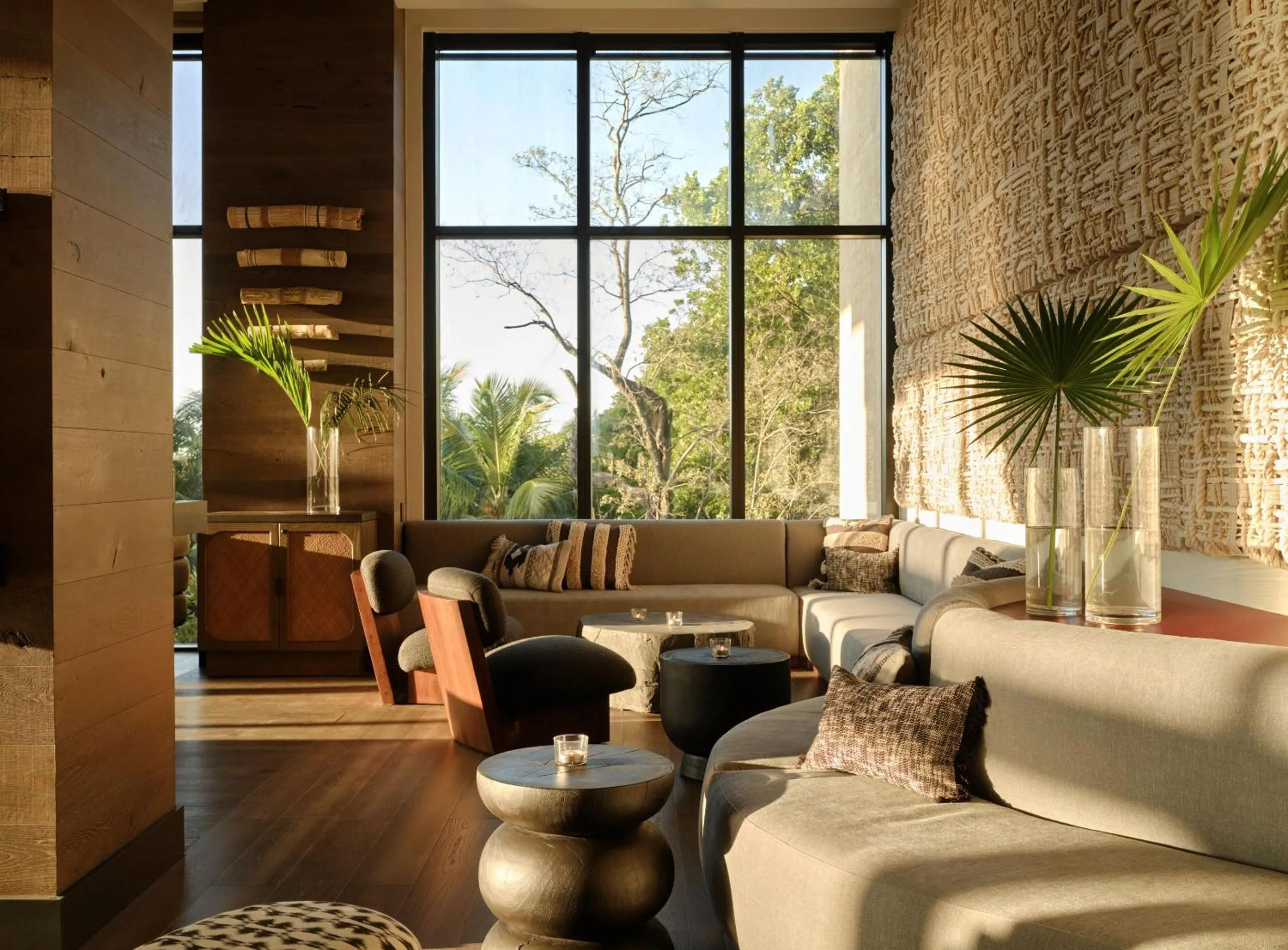 Restaurant/places to eat in Kimpton - Grand Roatan Resort and Spa