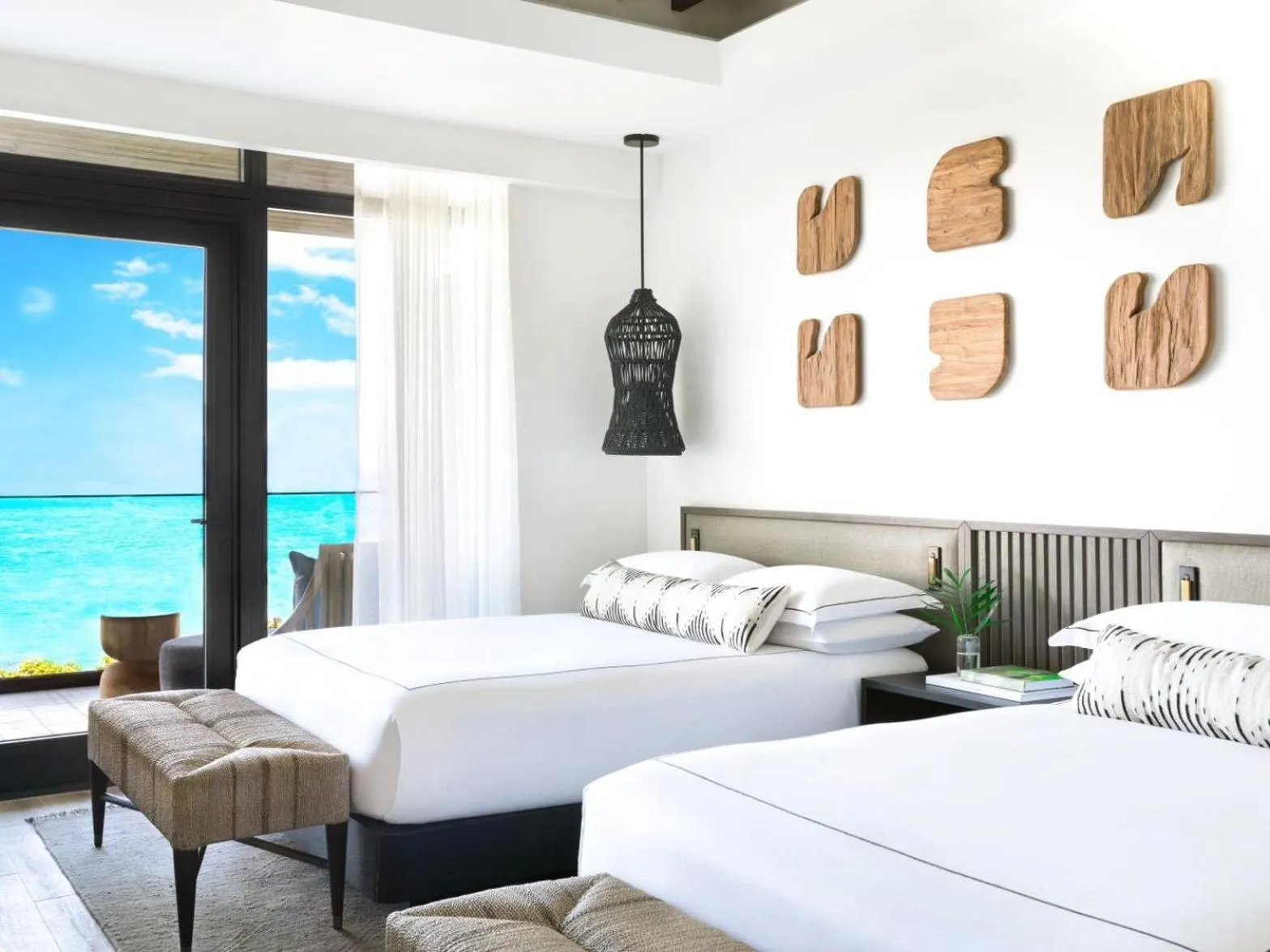 Photo of the whole room, Bed in Kimpton - Grand Roatan Resort and Spa
