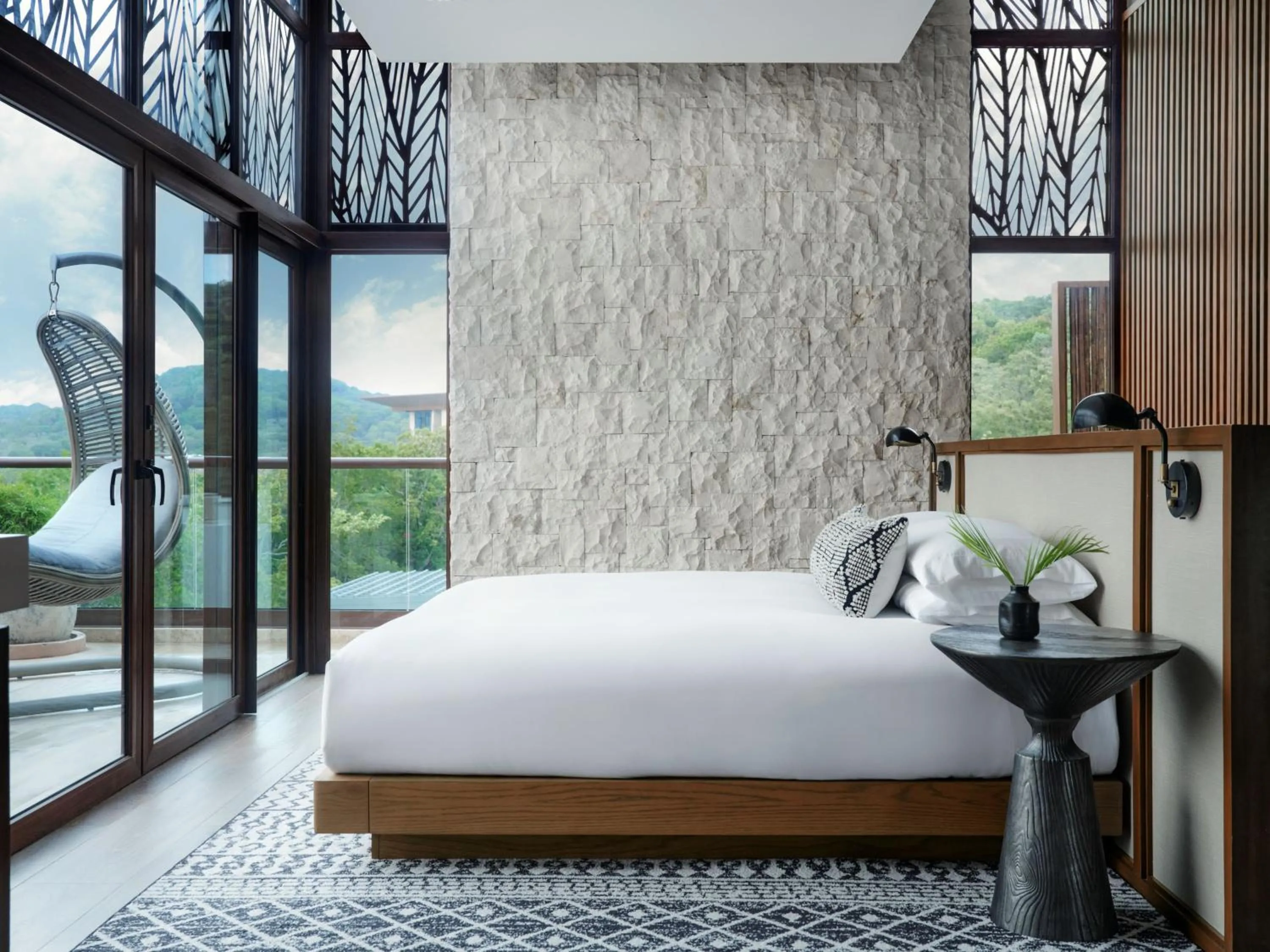 Photo of the whole room, Bed in Kimpton - Grand Roatan Resort and Spa