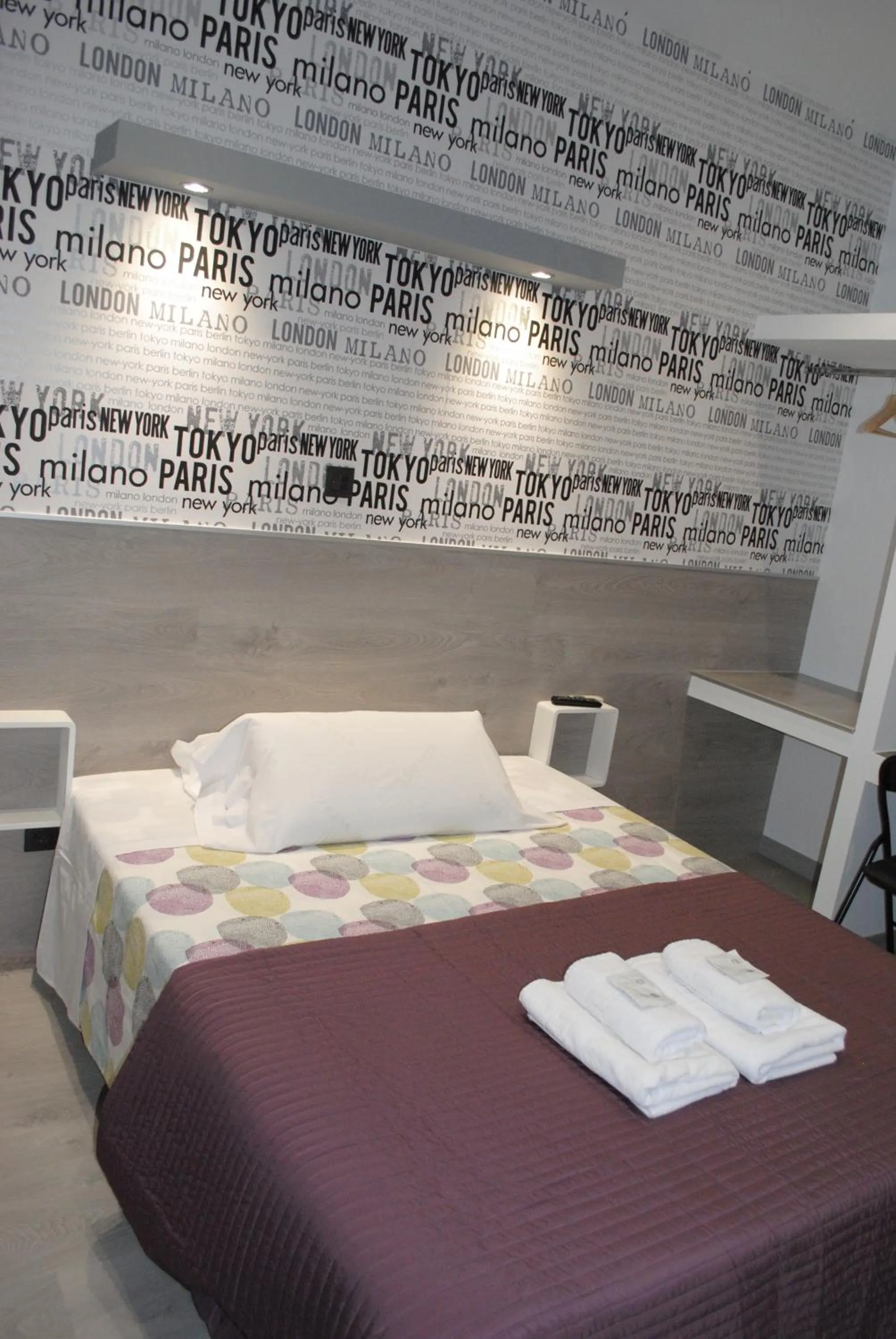 Bed in Fuencarral Rooms