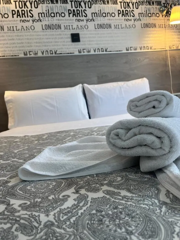 Bed in Fuencarral Rooms