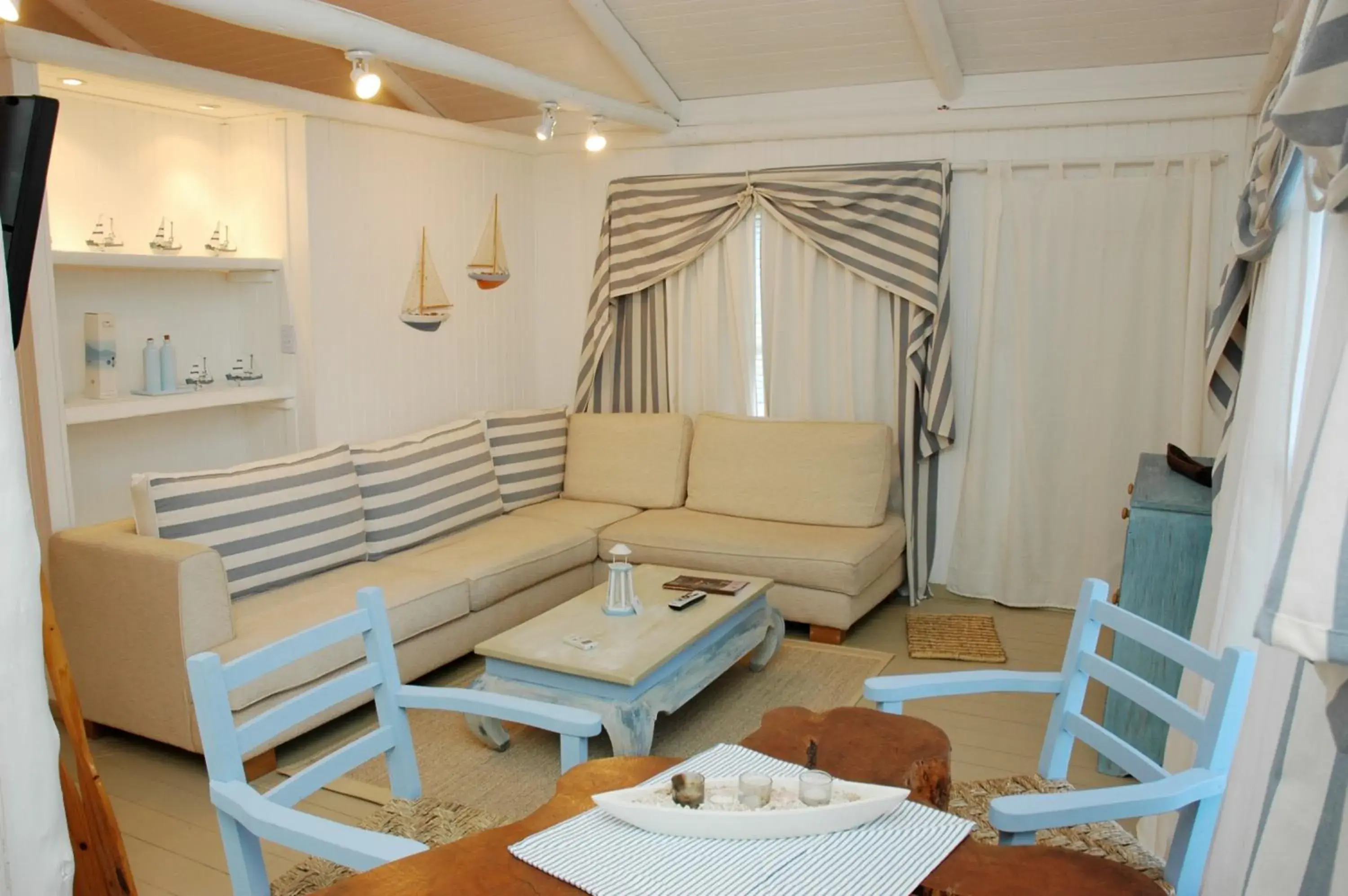 Quadruple Room with Balcony in El Destino Posada Boutique Quadruple Room with Balcony in El Destino Posada Boutique