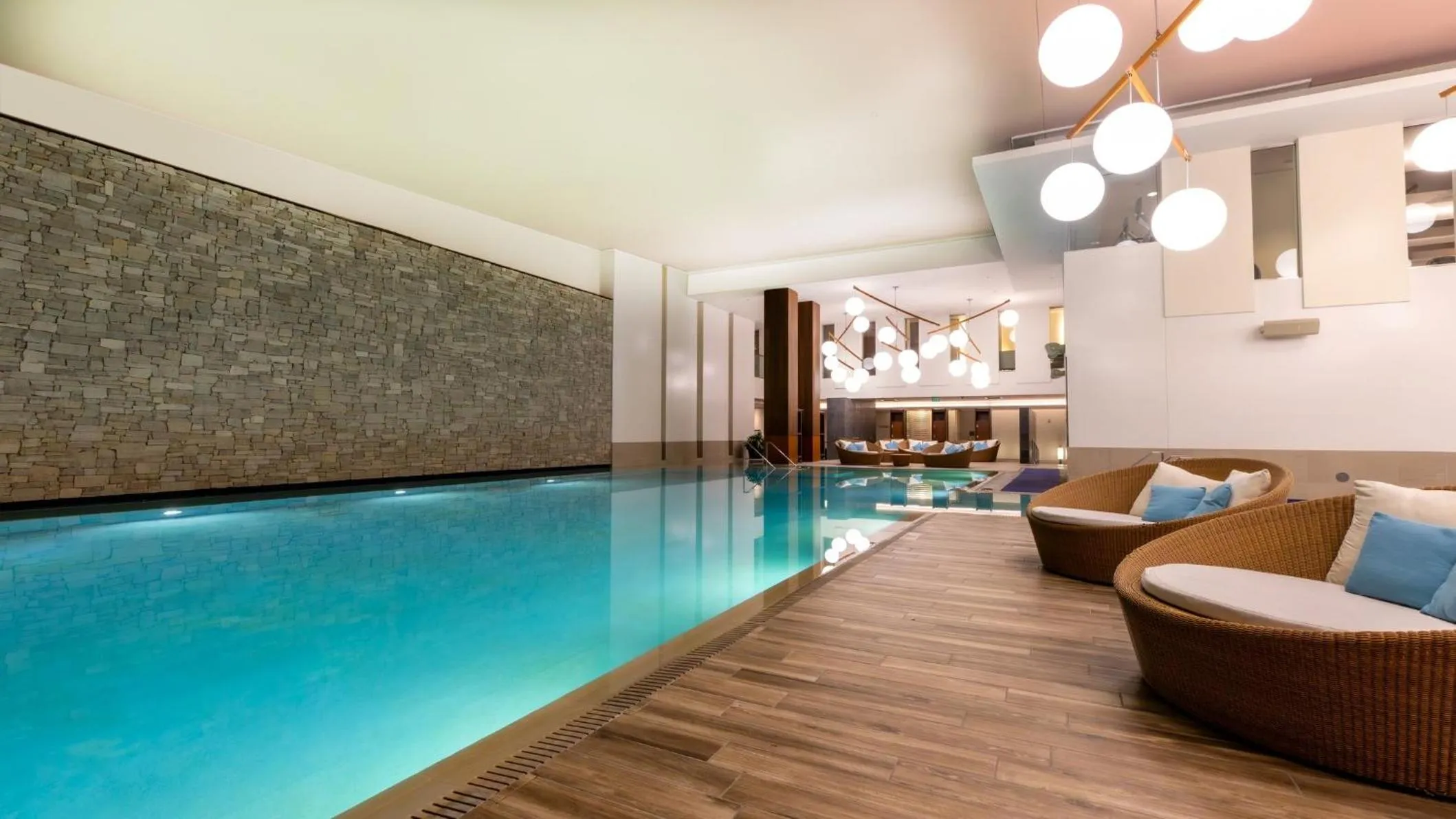 Swimming pool in MGM Grand Detroit